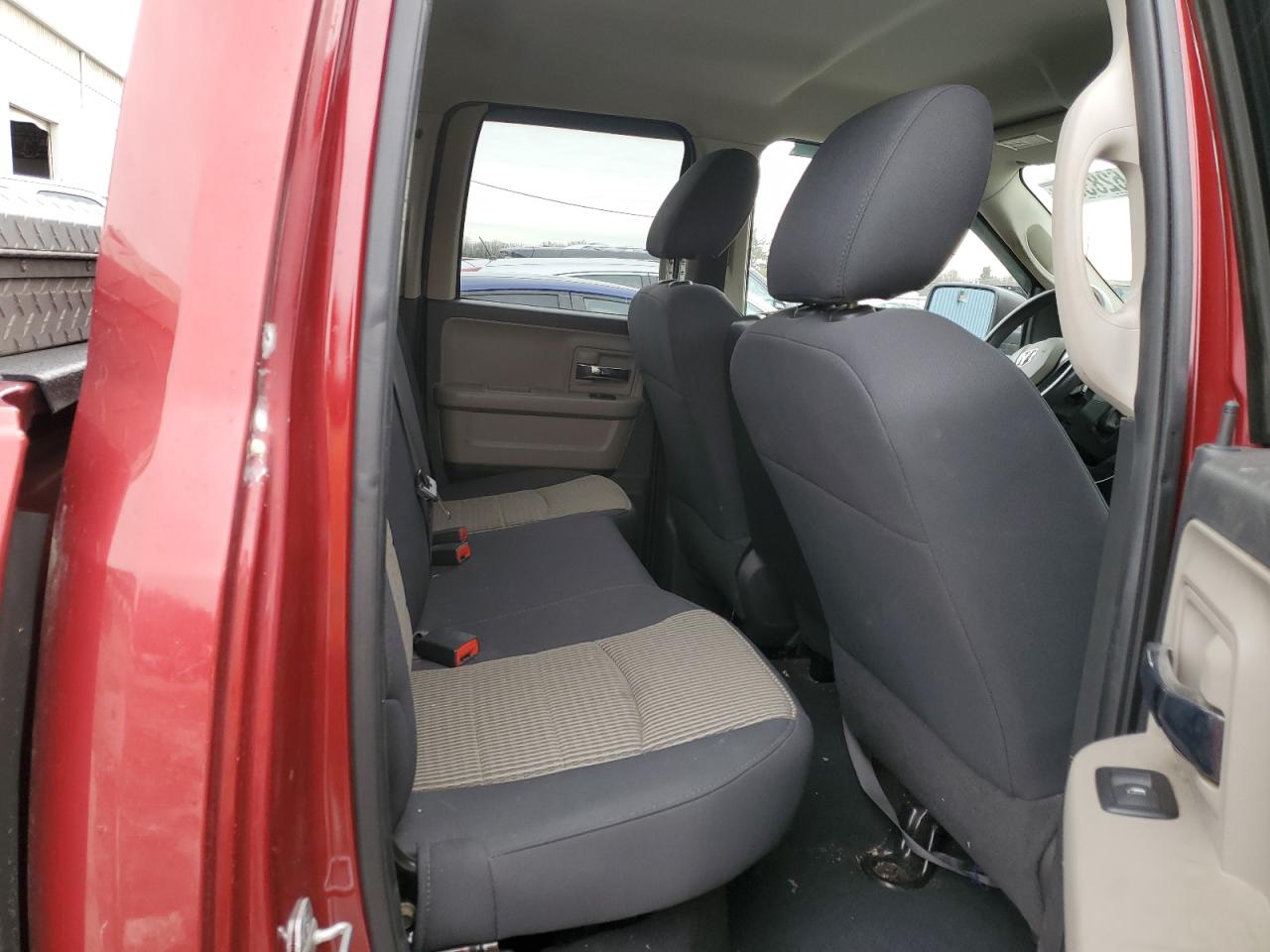 2011 Dodge RAM - Image 10