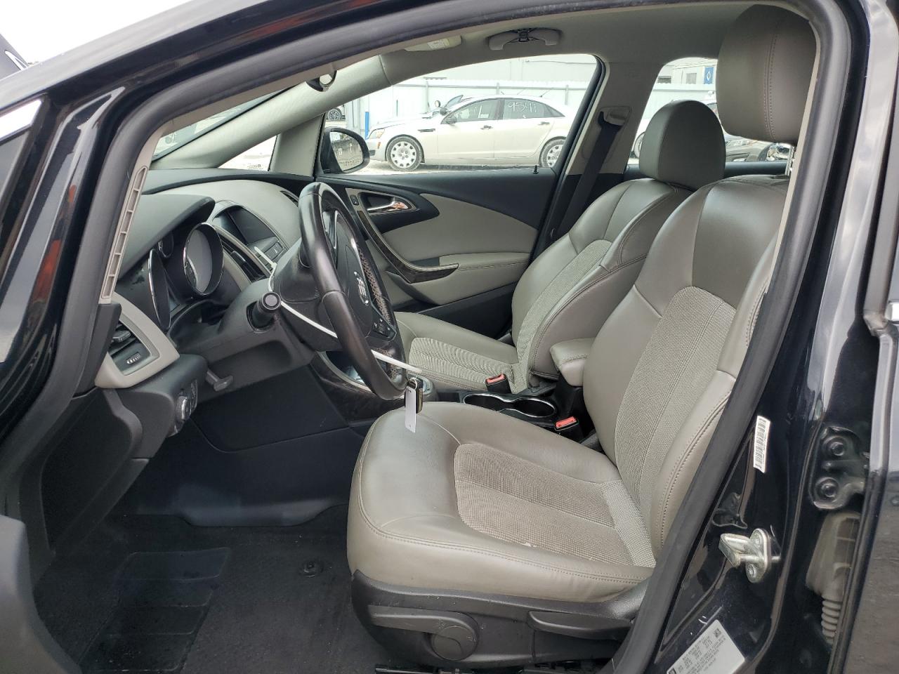 2014 Buick Verano - Image 7