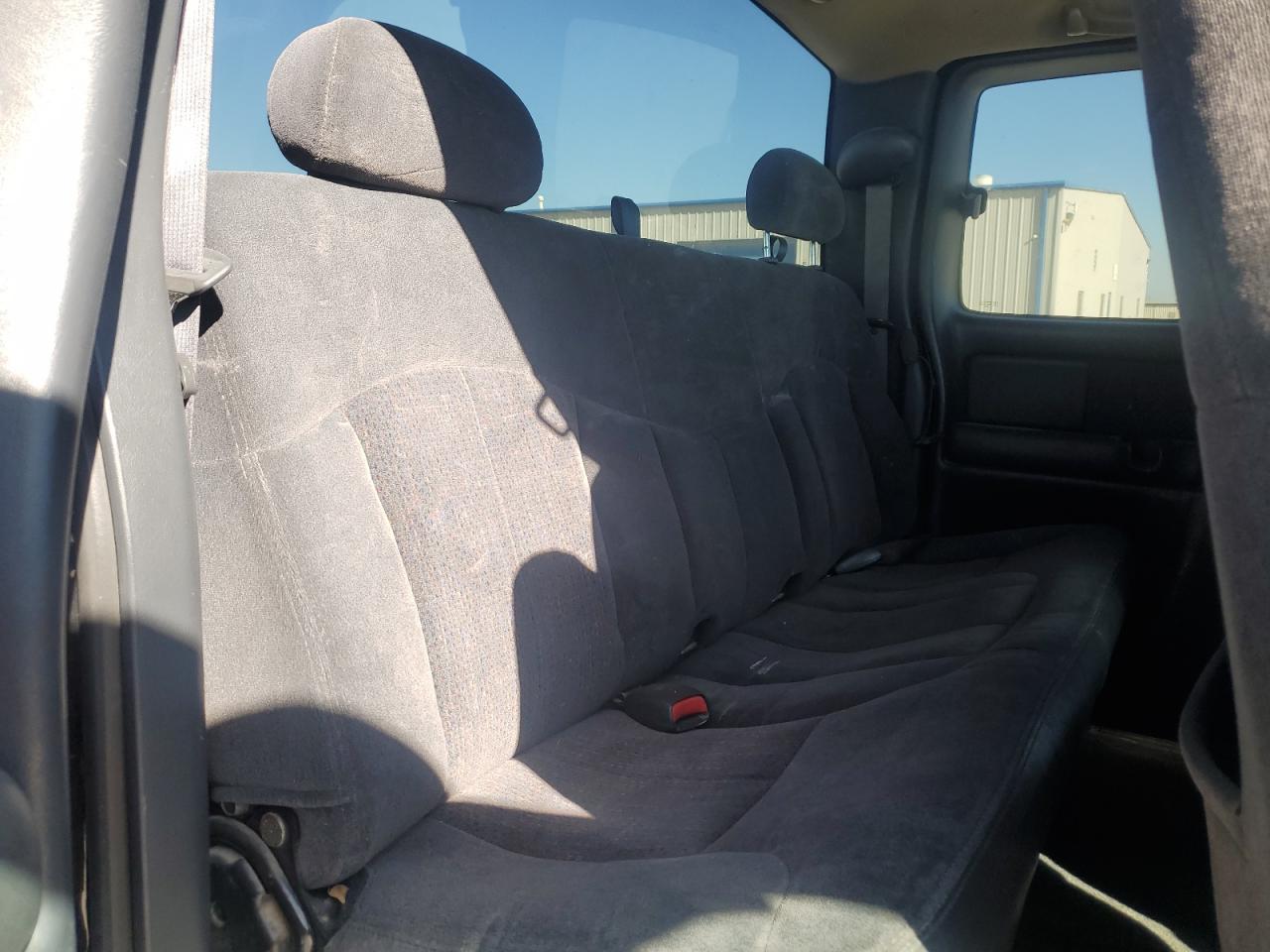 2001 Chevrolet Silverado - Image 10
