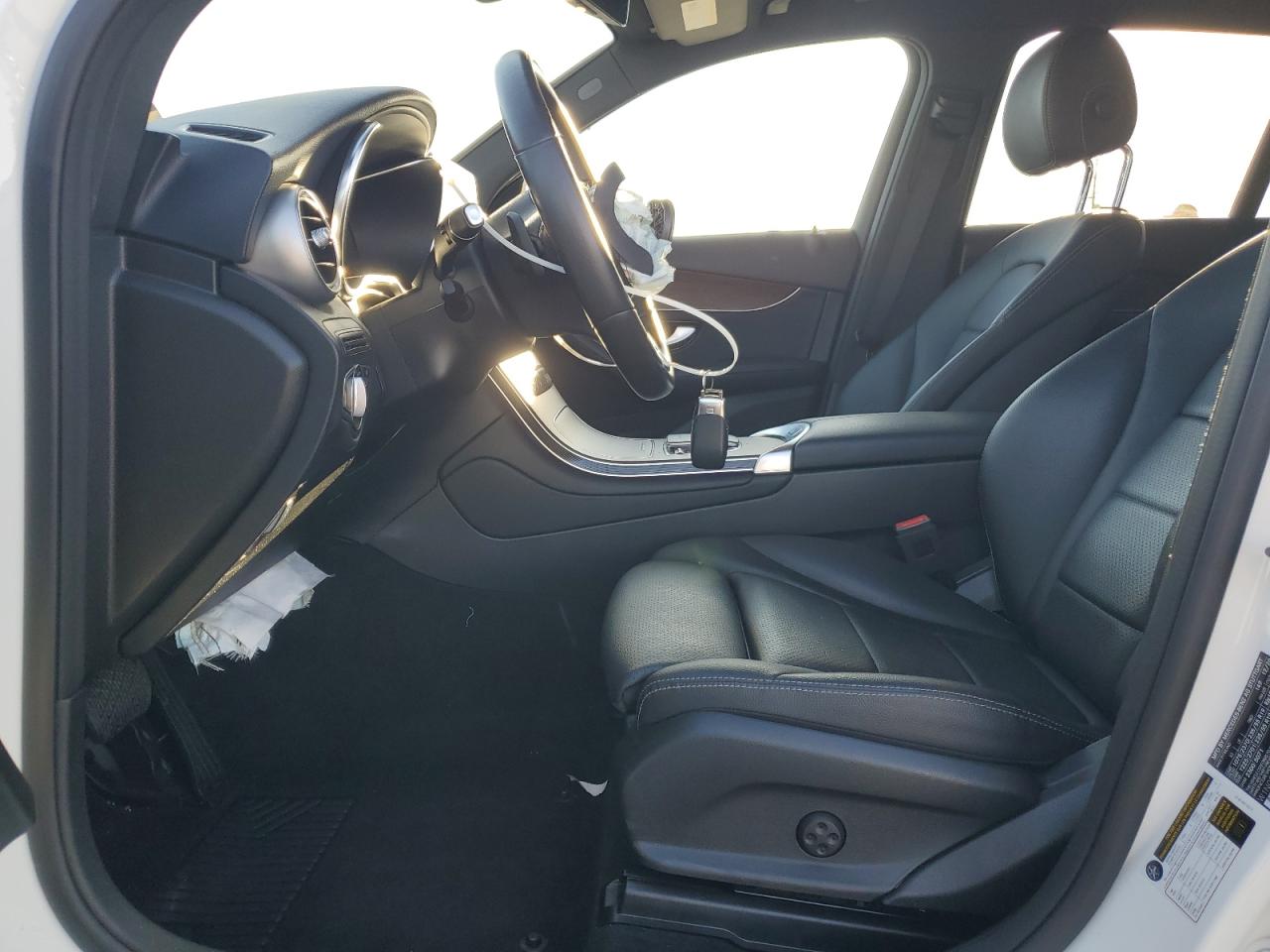 2021 Mercedes-Benz GLC - Image 7