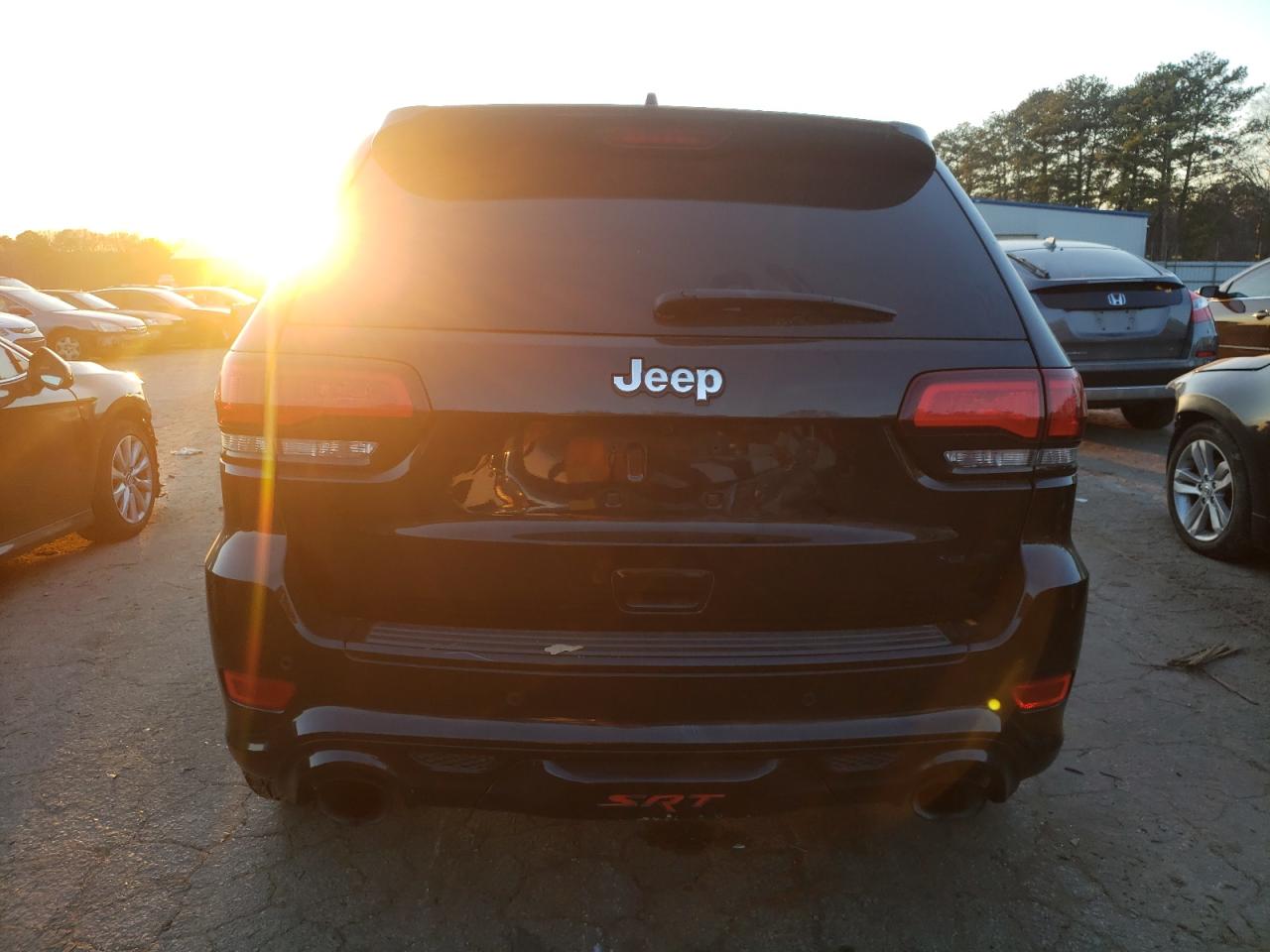 2017 Jeep Grand Cherokee - Image 6