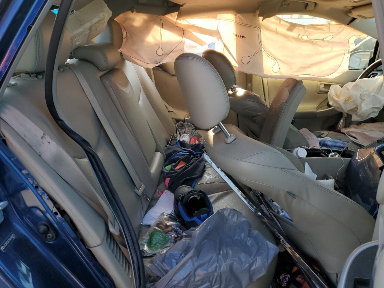 2010 Toyota Prius - Image 10