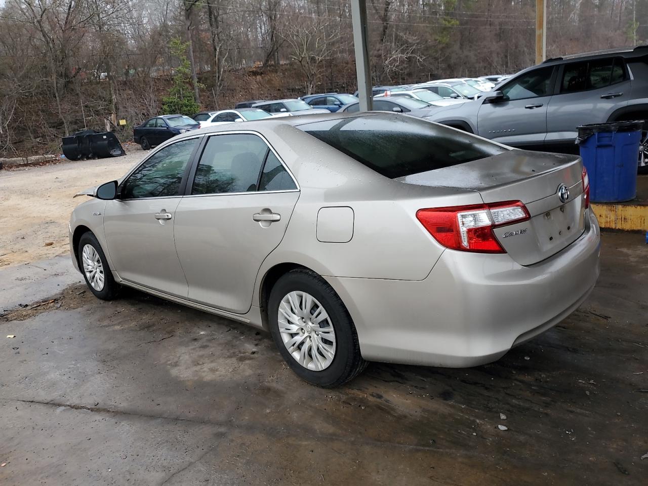 2013 Toyota Camry - Image 2