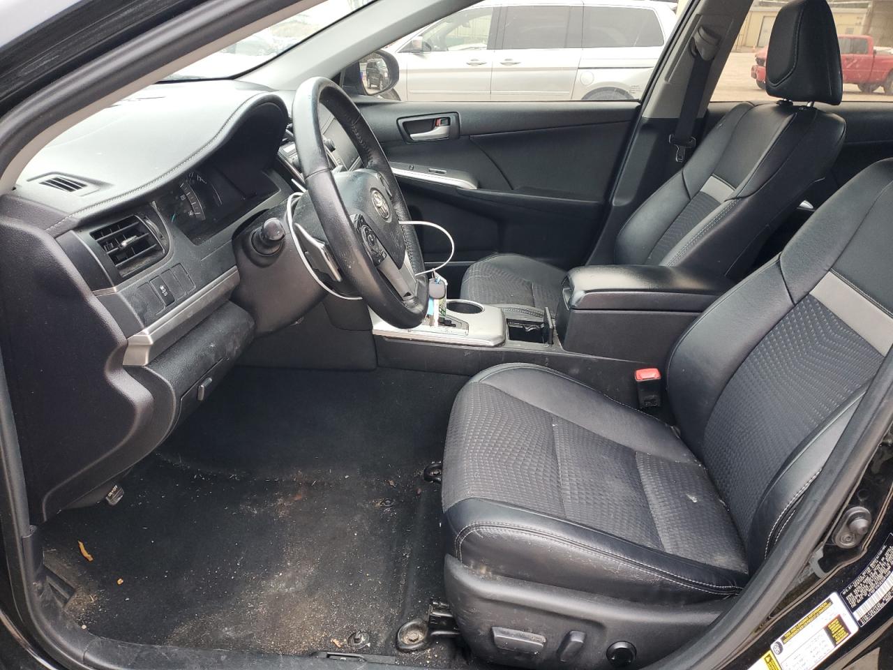 2014 Toyota Camry - Image 7
