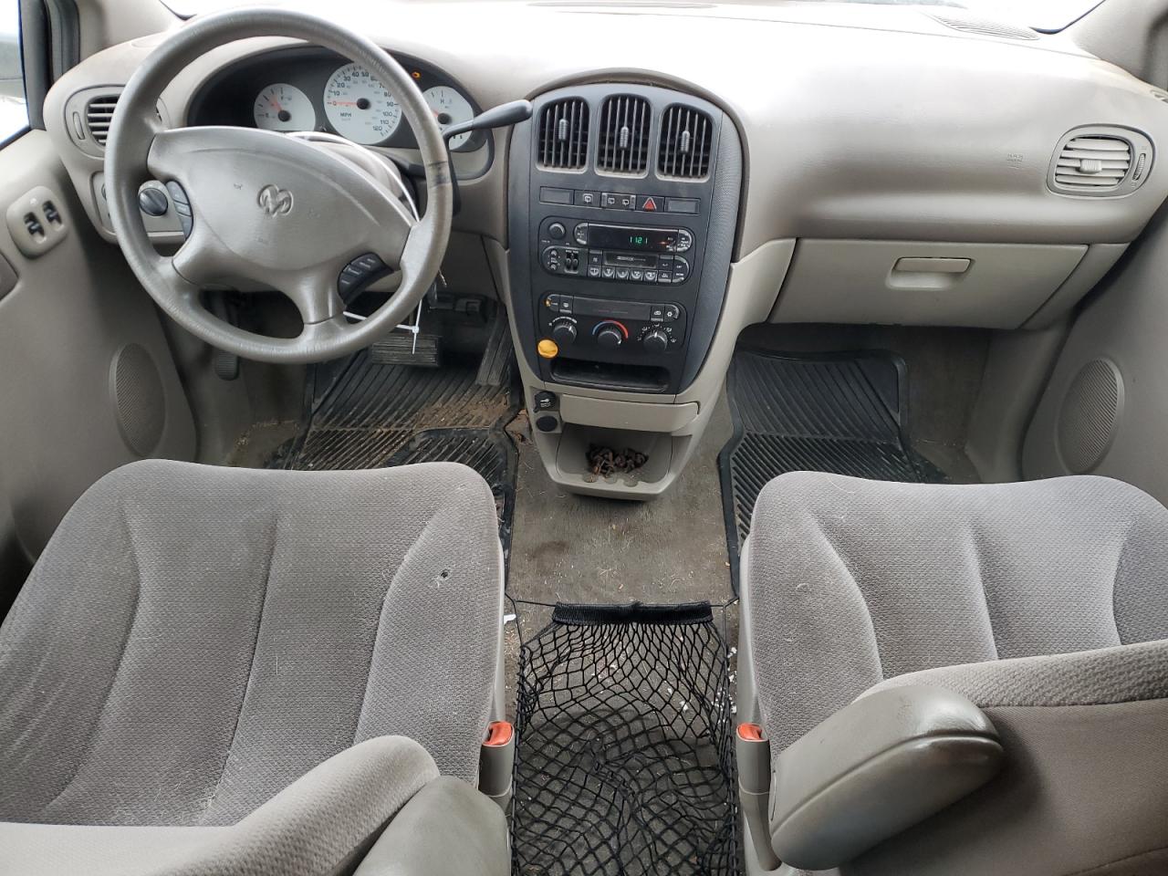 2003 Dodge Caravan - Image 8
