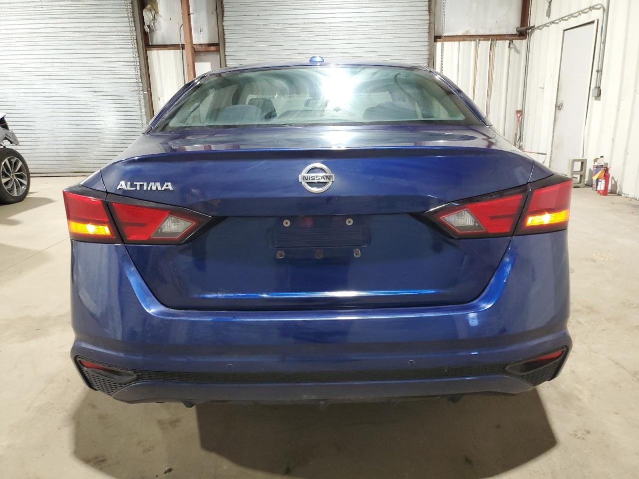 2020 Nissan Altima - Image 6