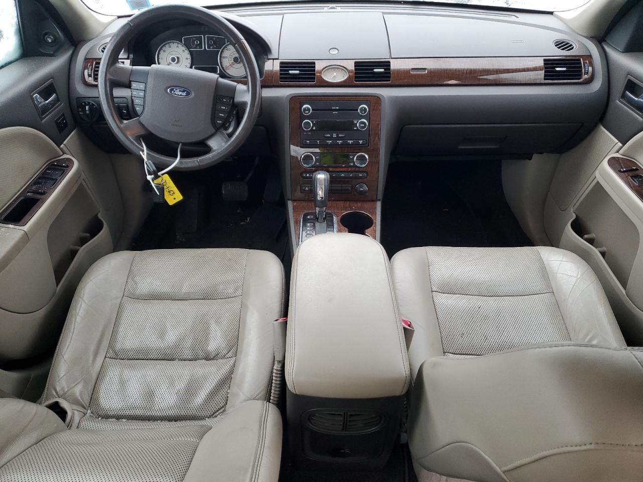 2008 Ford Taurus - Image 8