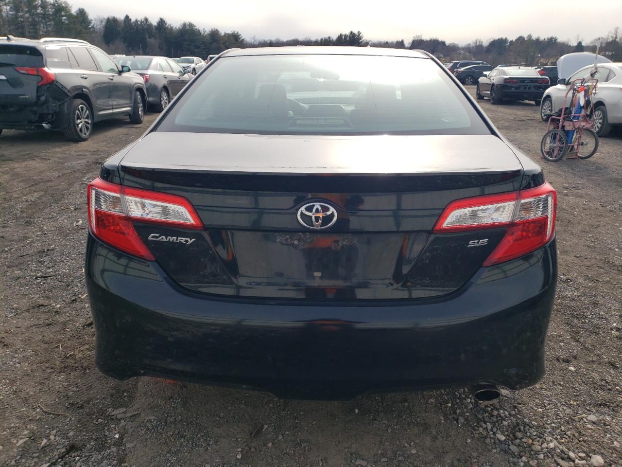 2012 Toyota Camry - Image 6