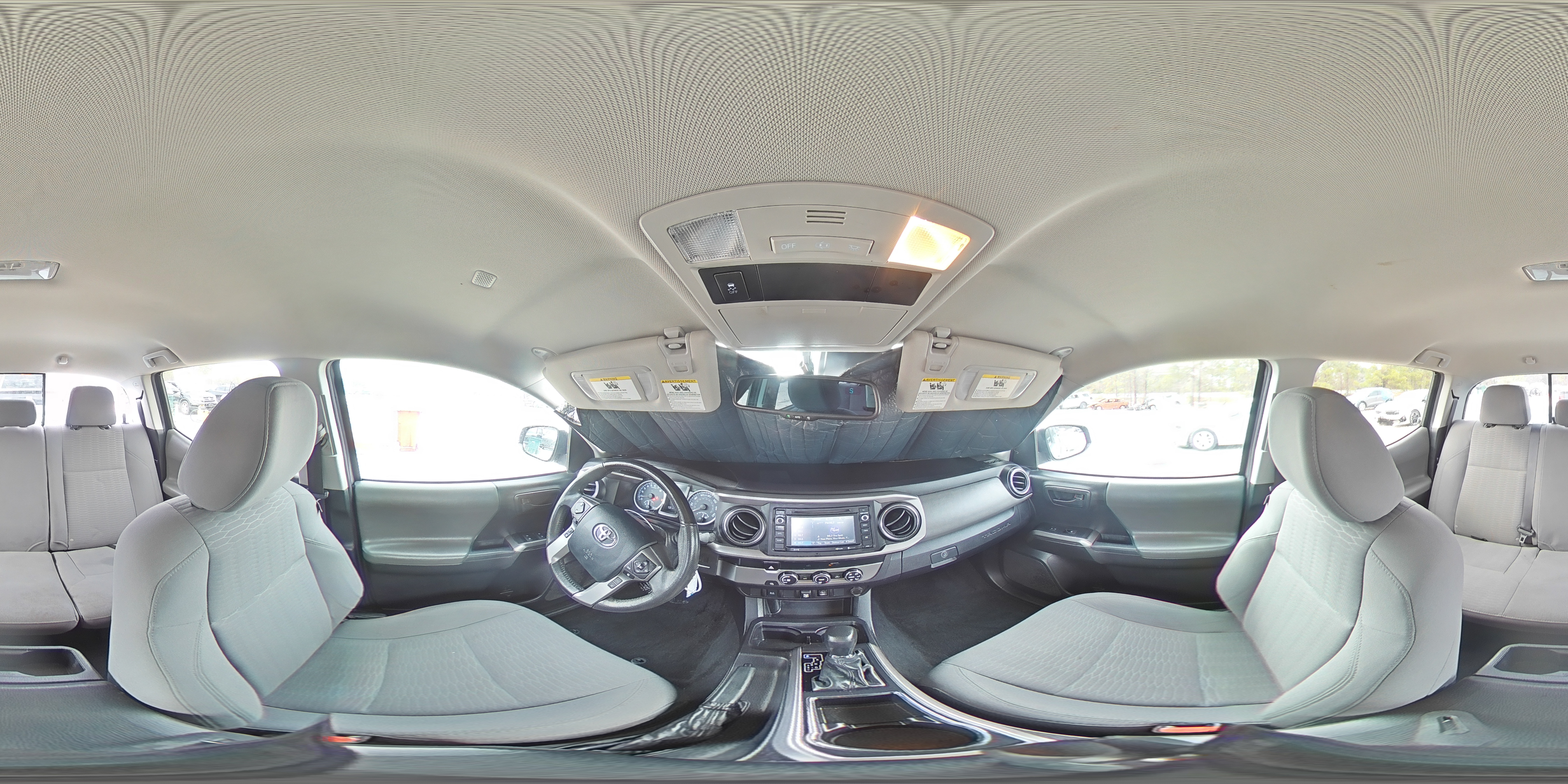 2019 Toyota Tacoma - Image 14