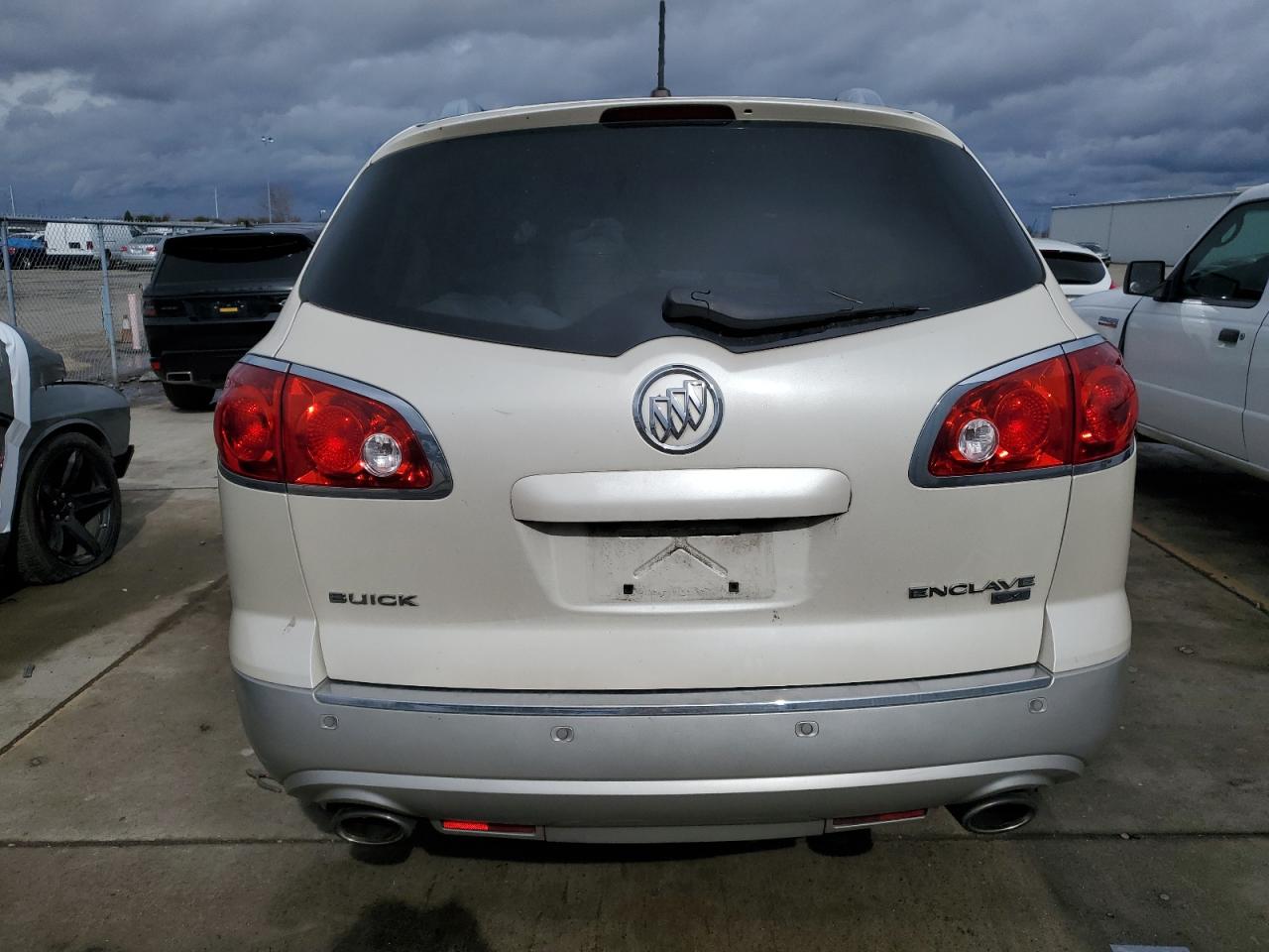 2010 Buick Enclave - Image 6