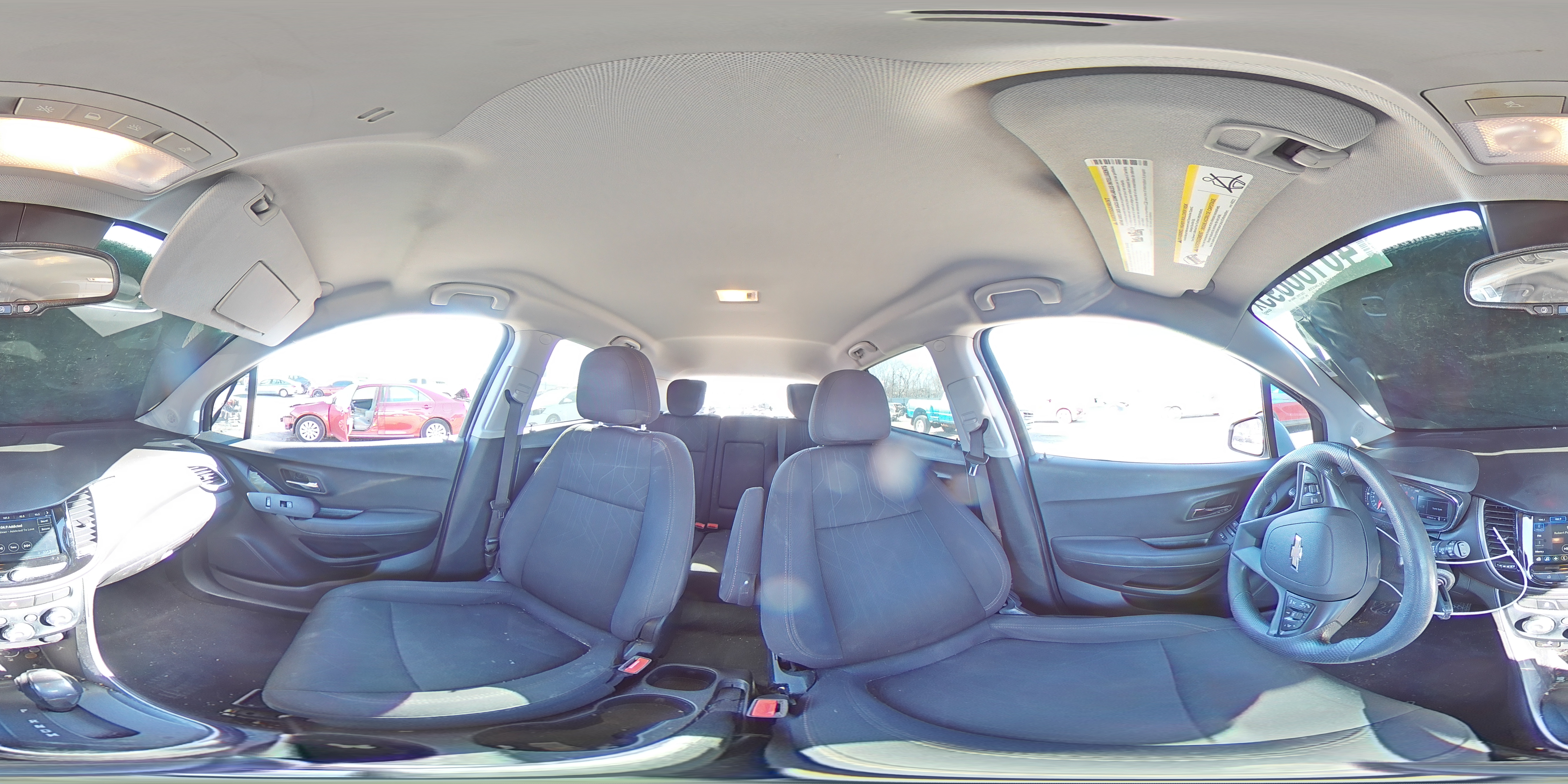 2019 Chevrolet Trax - Image 14