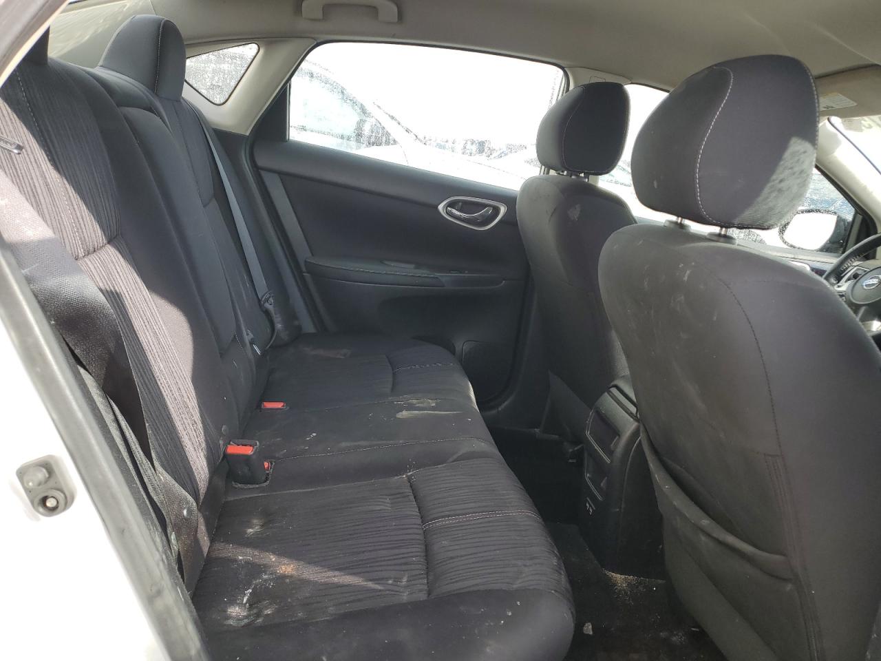 2018 Nissan Sentra - Image 10