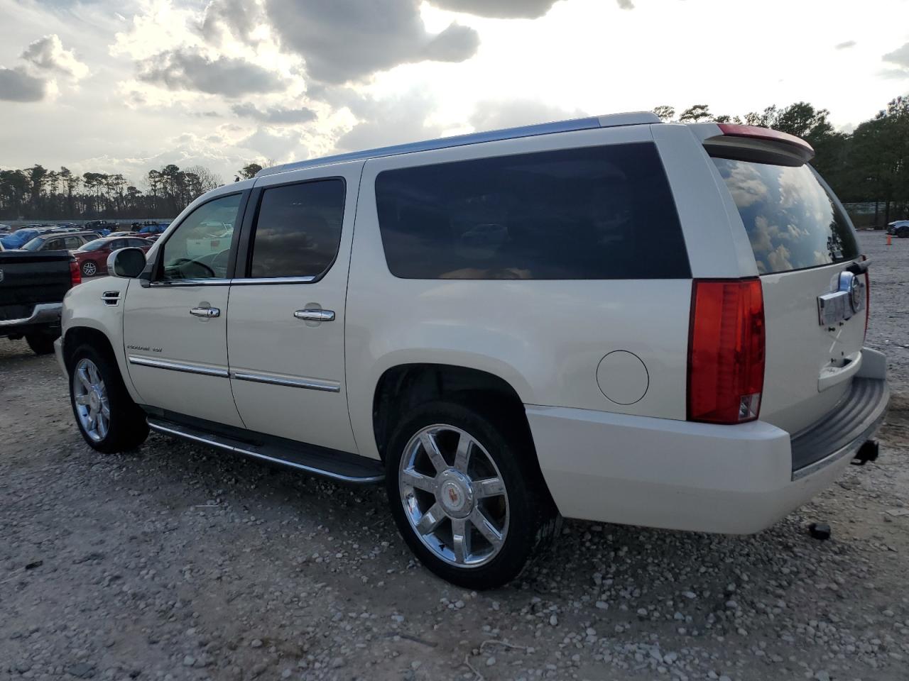 2013 Cadillac Escalade - Image 2
