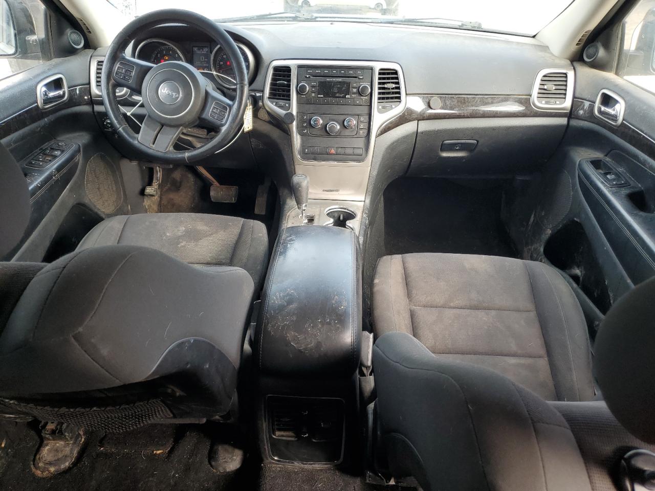 2012 Jeep Grand Cherokee - Image 8
