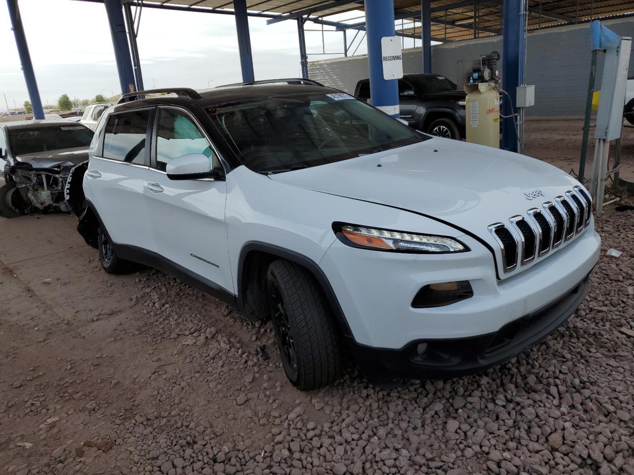 2018 Jeep Grand Cherokee - Image 4