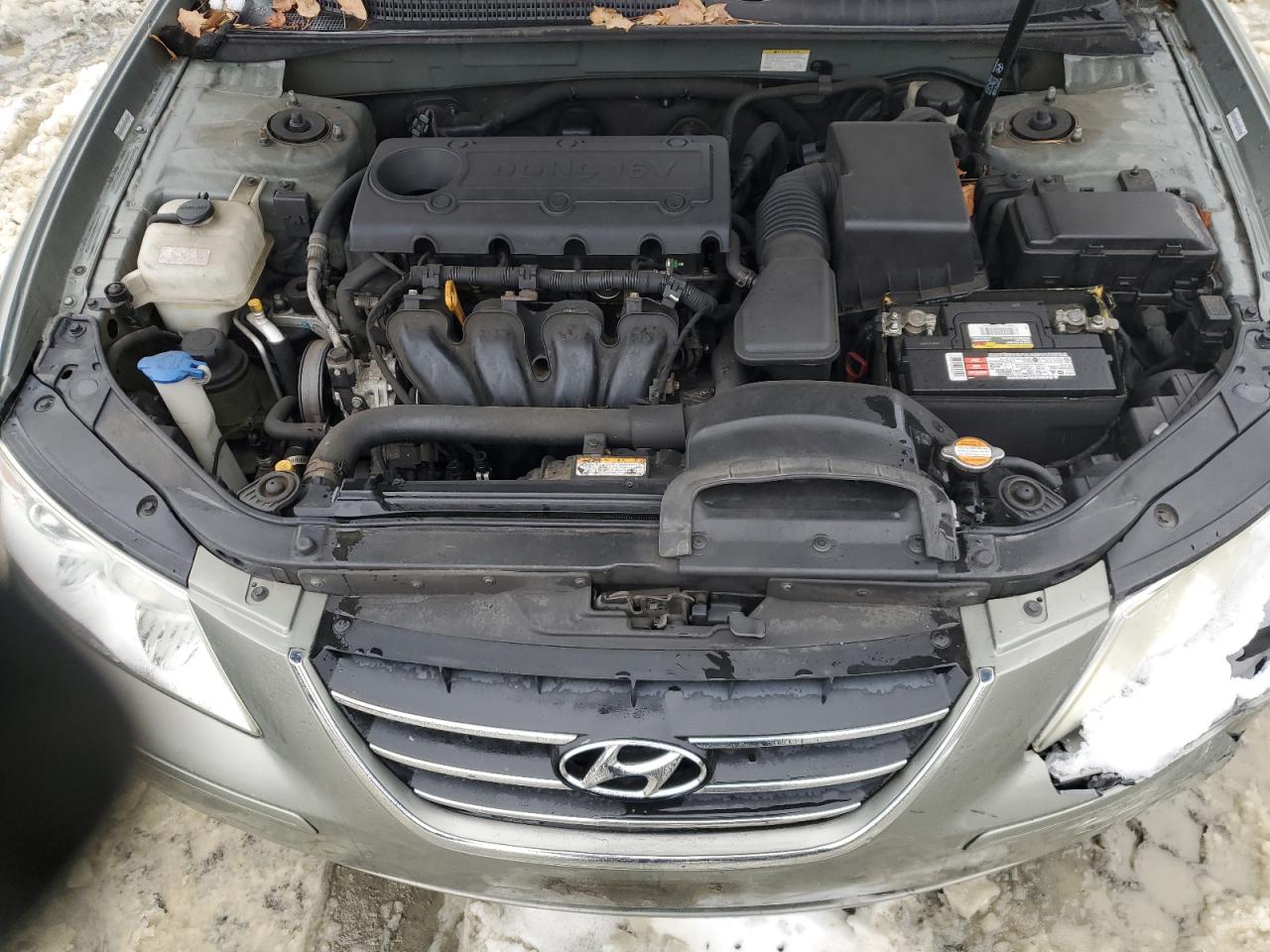2009 Hyundai Sonata - Image 12