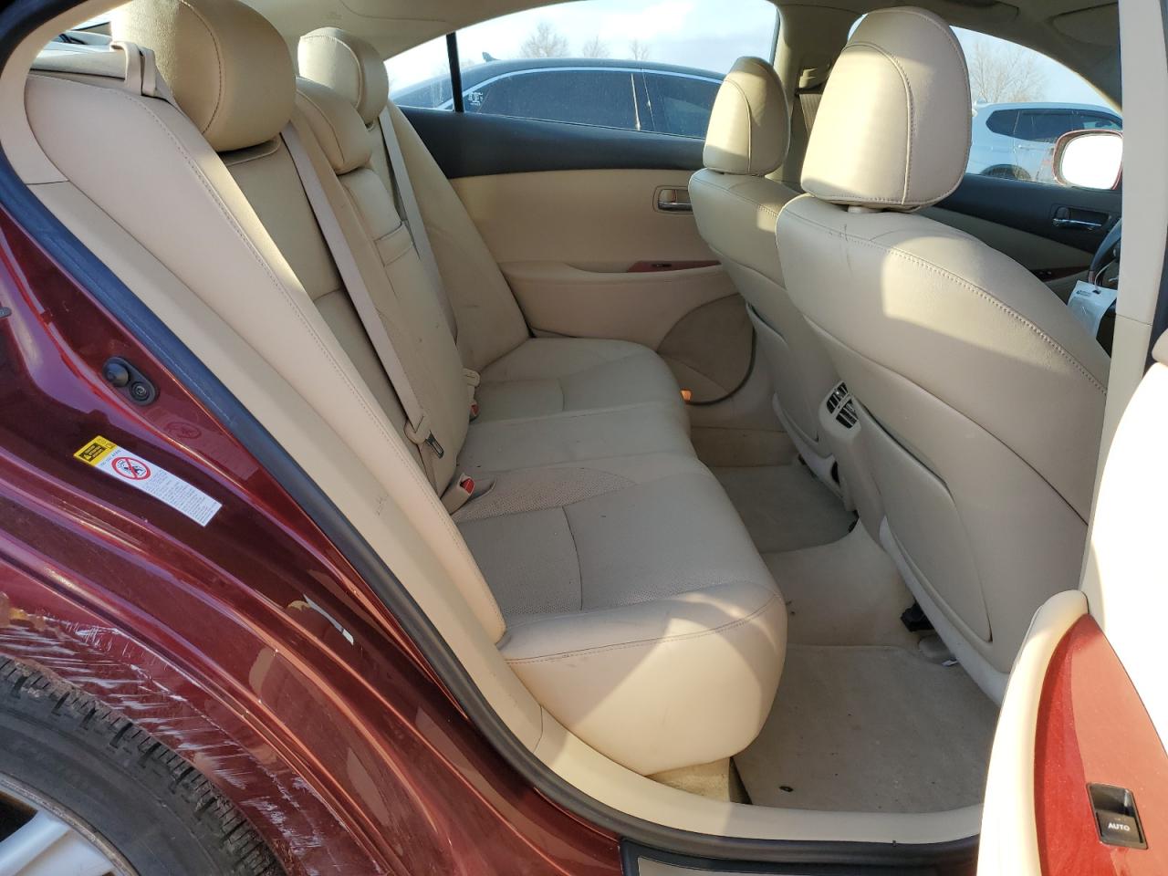 2007 Lexus ES - Image 10