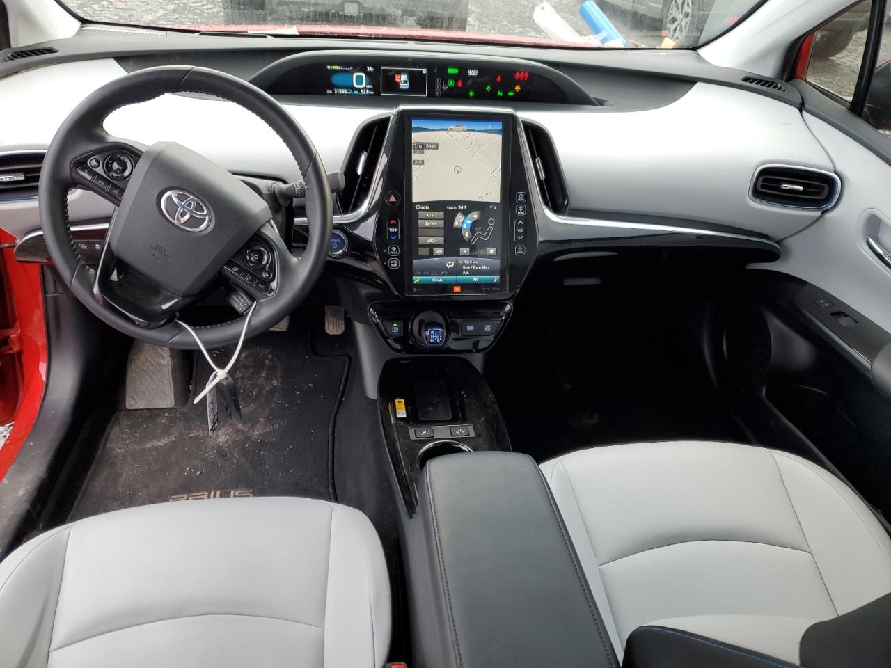 2019 Toyota Prius - Image 8