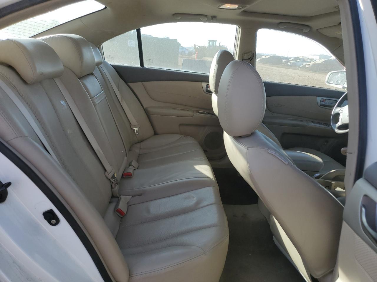 2007 Kia Optima - Image 10