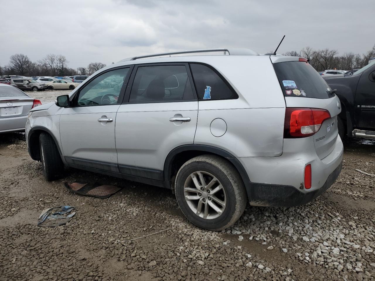 2014 Kia Sorento - Image 2
