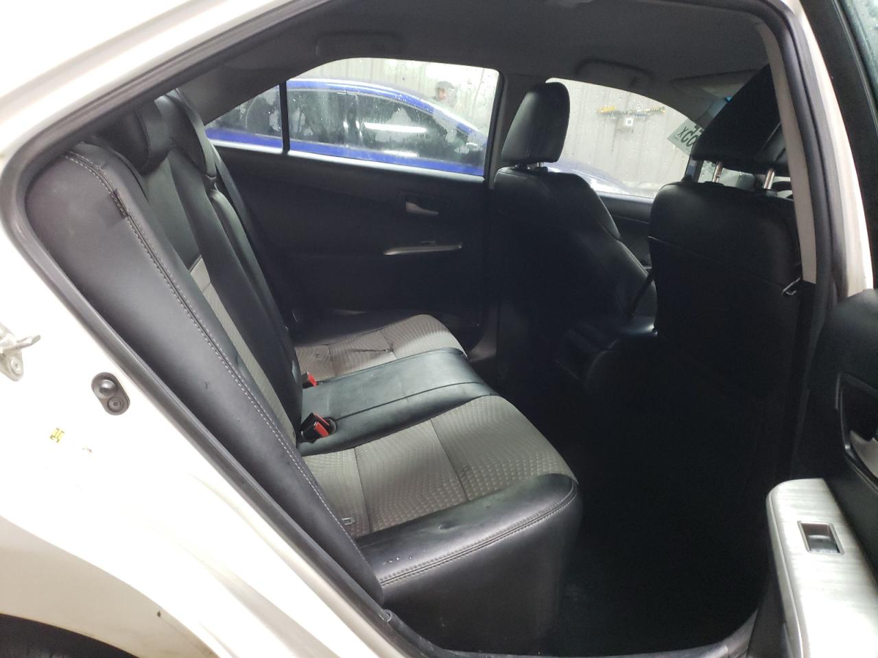 2014 Toyota Camry - Image 10