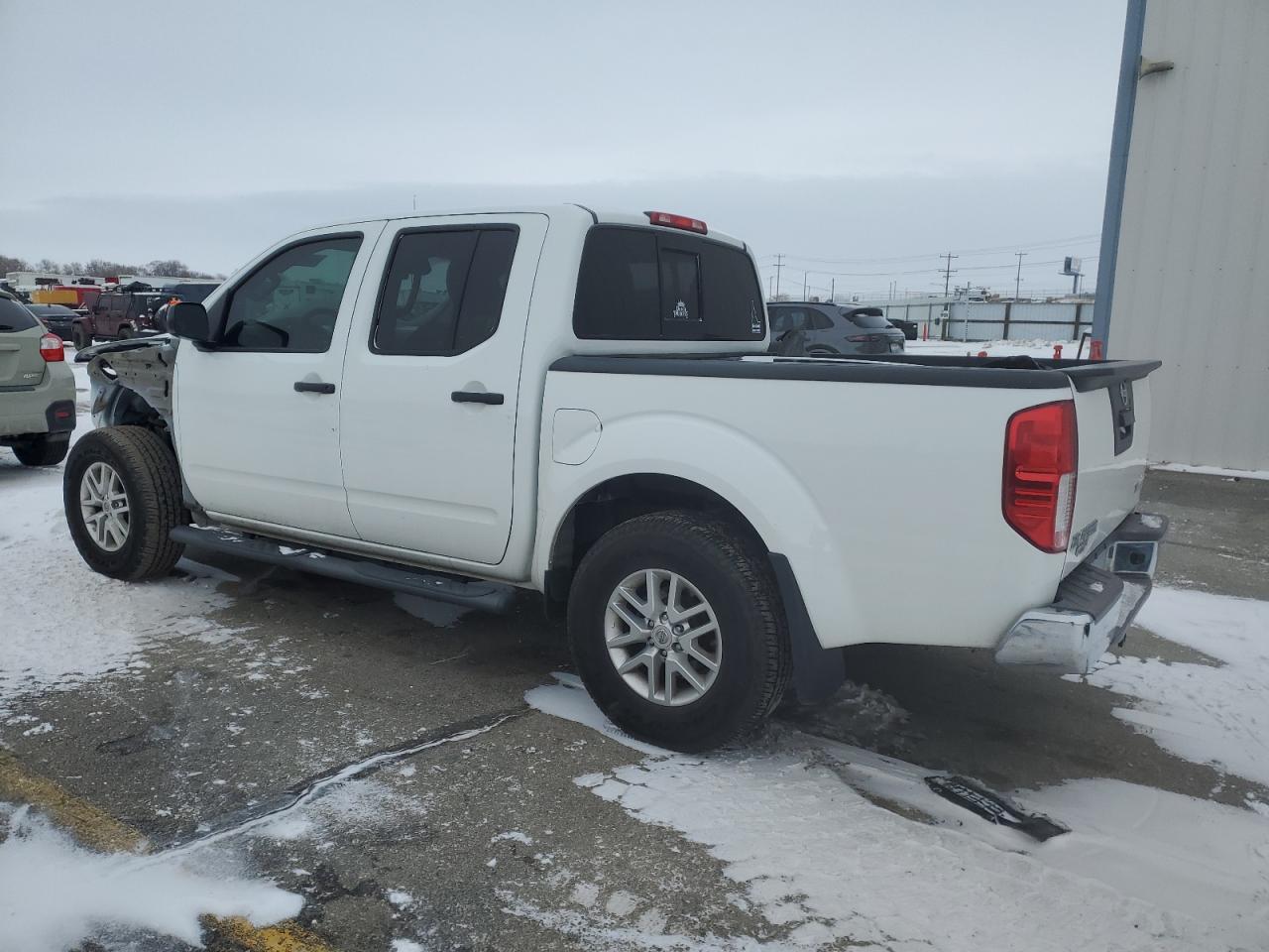 2015 Nissan Navara (Frontier) - Image 2