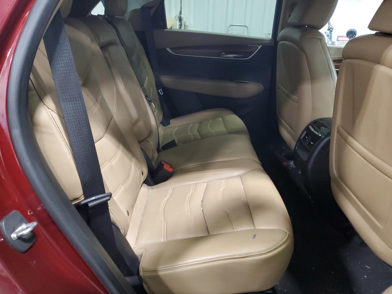 2017 Cadillac XT5 - Image 11