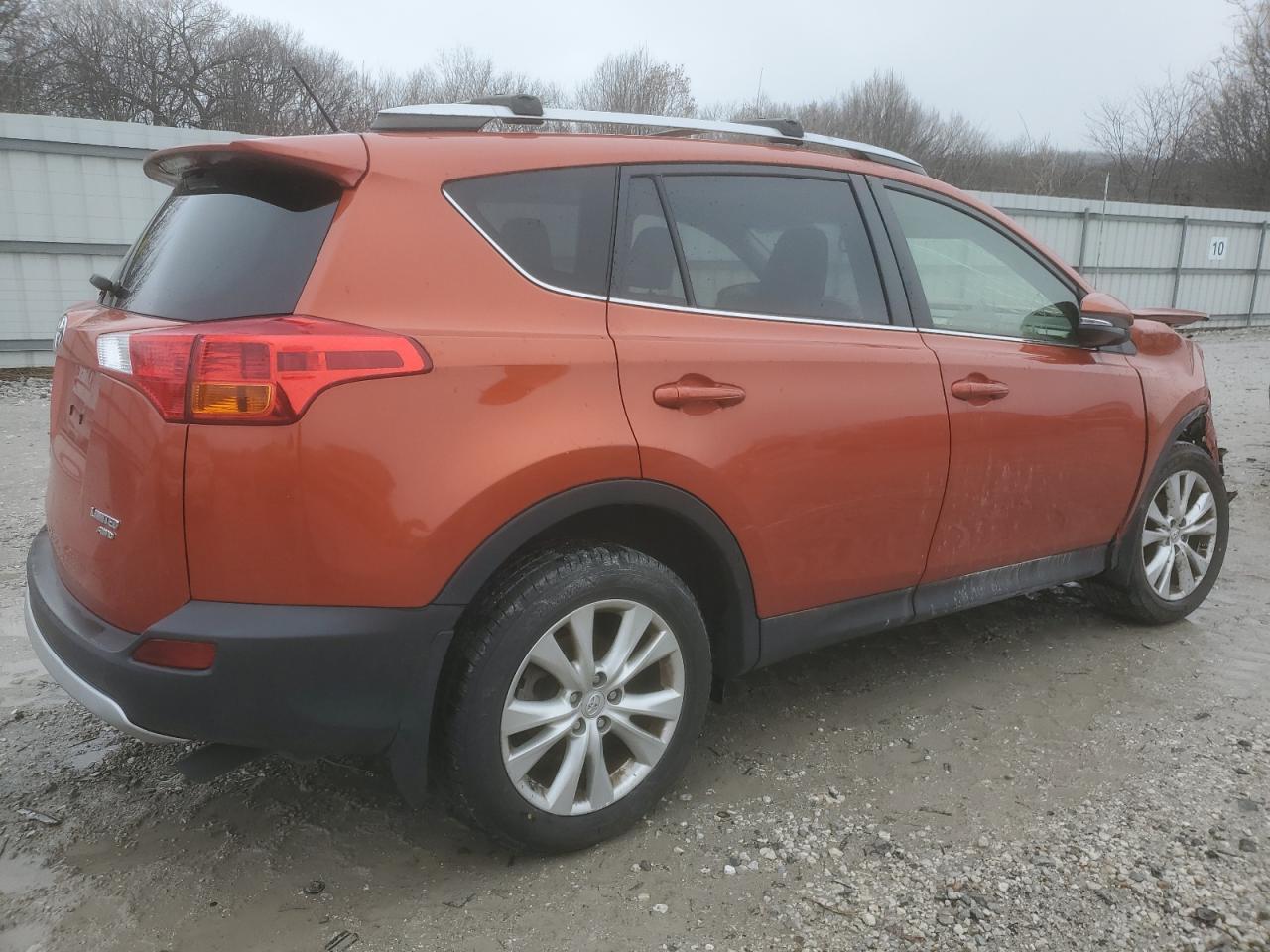 2015 Toyota RAV 4 - Image 3