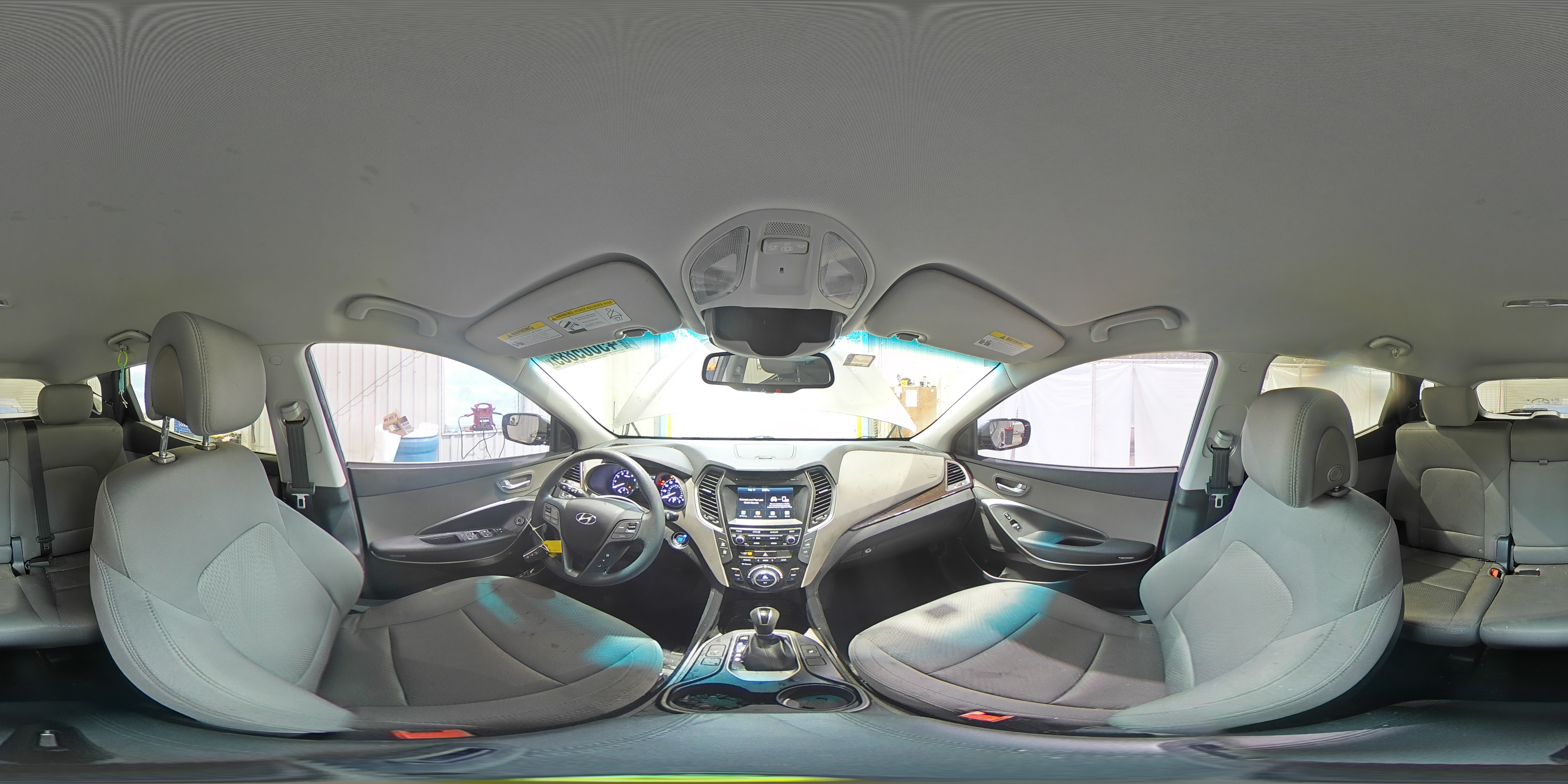 2018 Hyundai Santa Fe - Image 14
