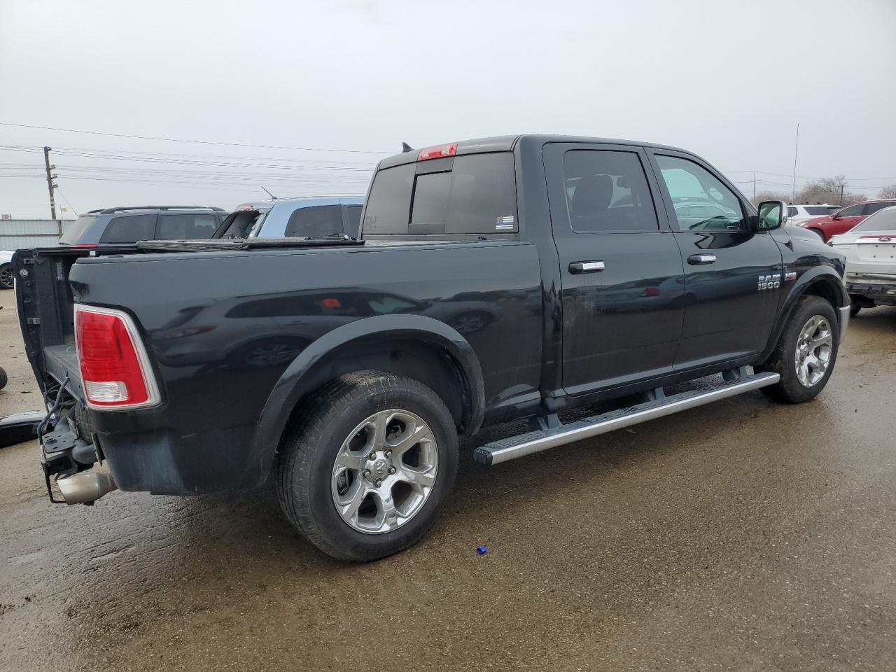 2016 RAM 1500 - Image 3