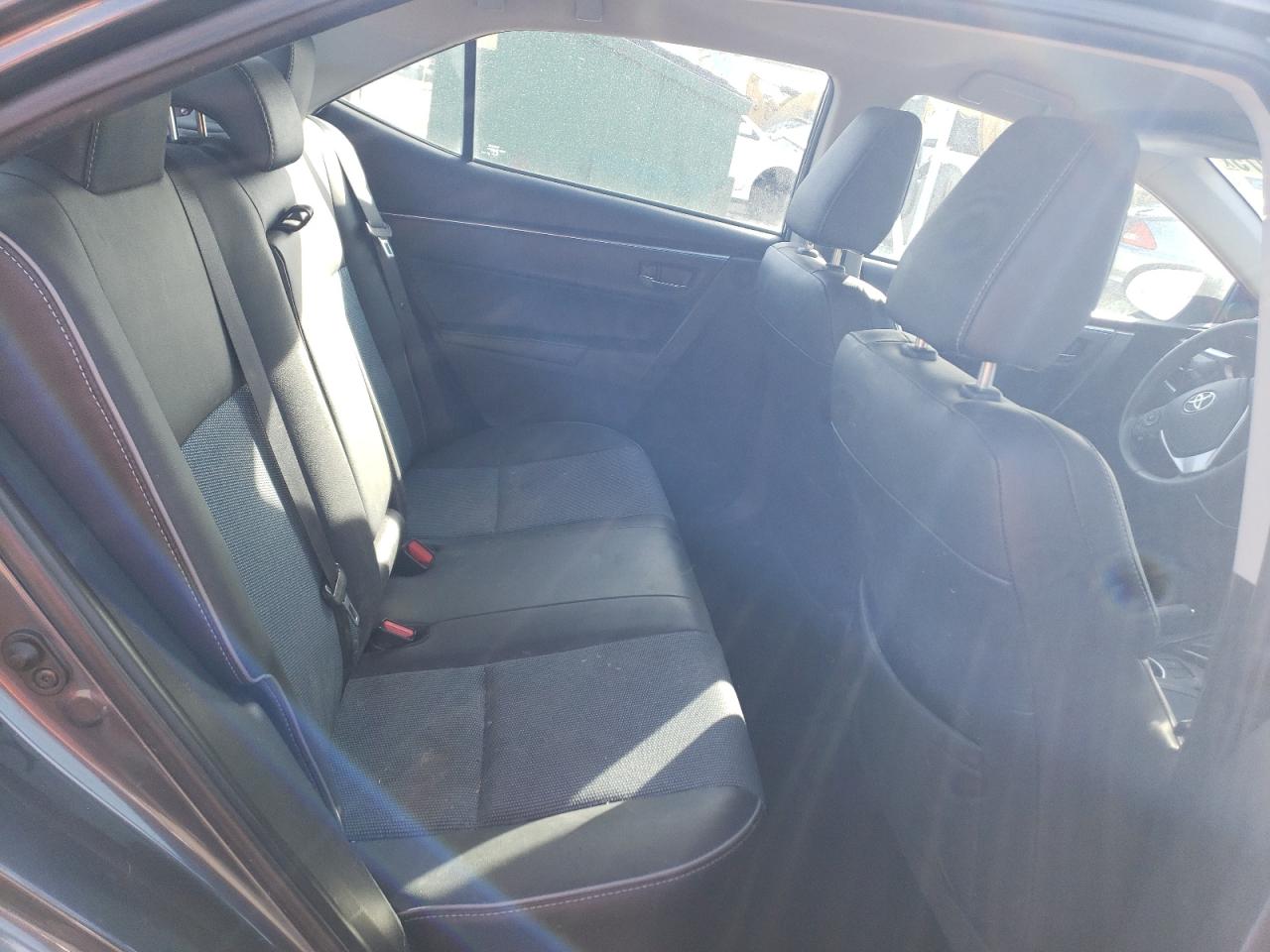 2015 Toyota Corolla - Image 10