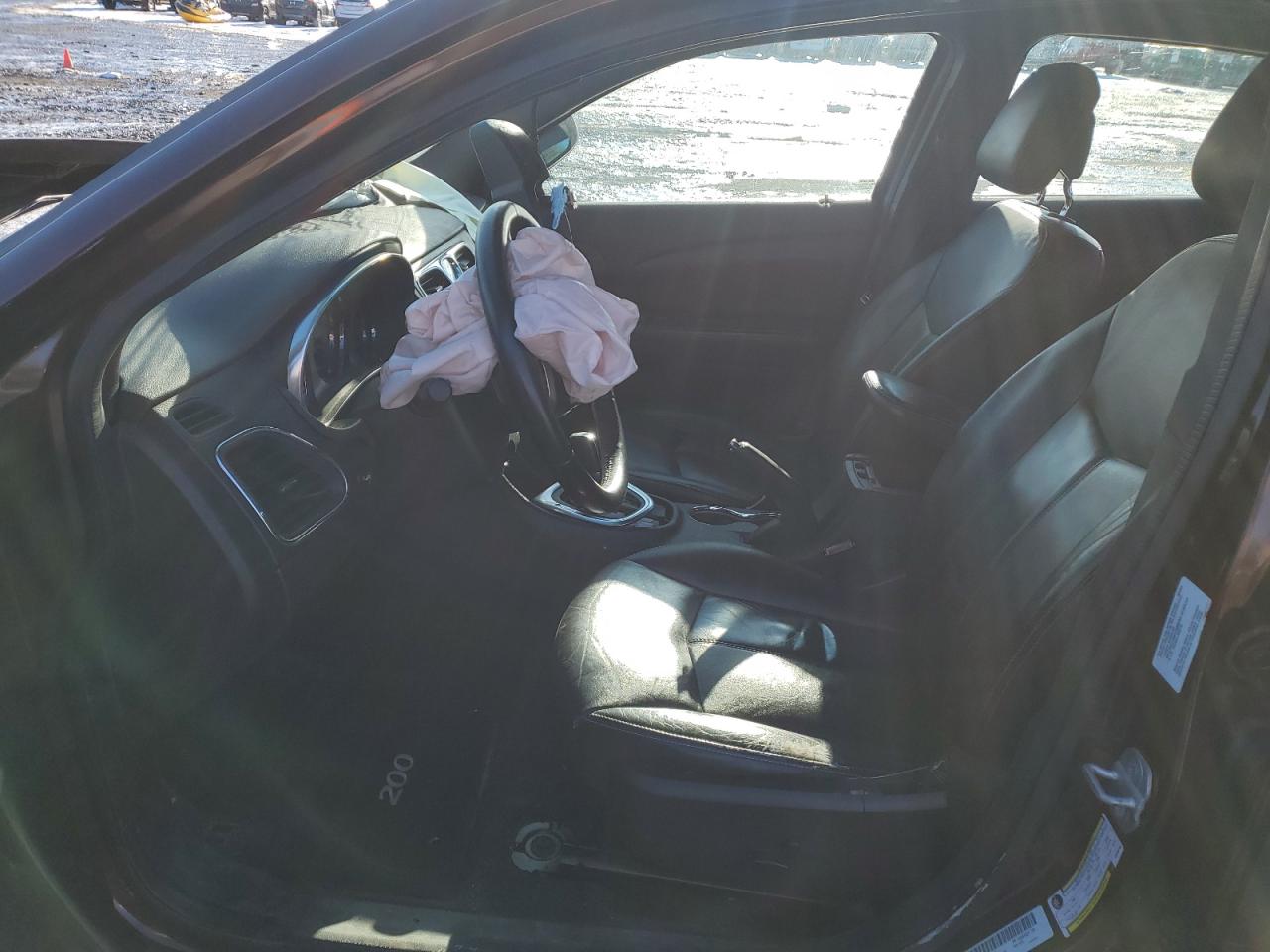 2013 Chrysler 200 - Image 7