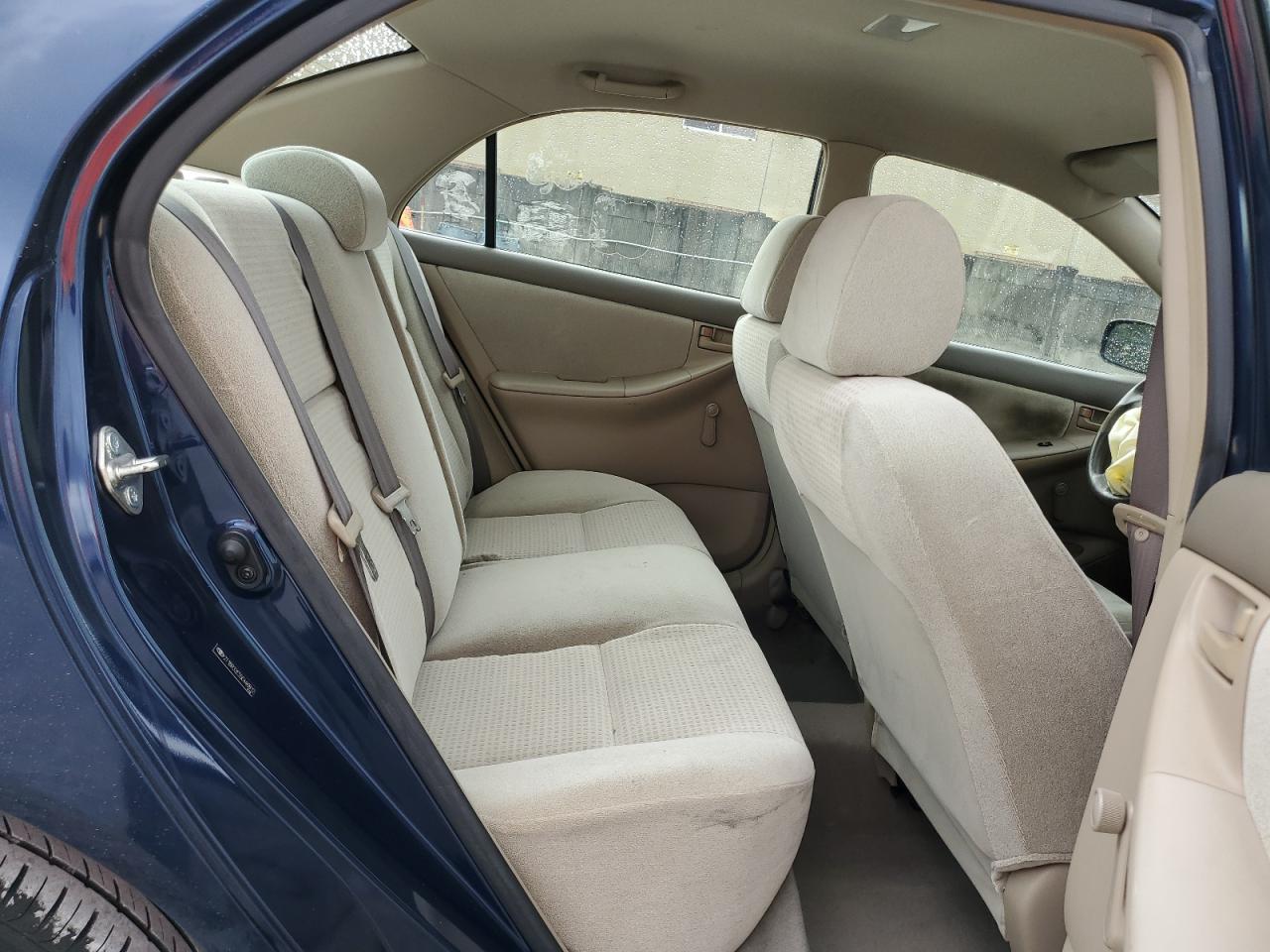 2005 Toyota Corolla - Image 10