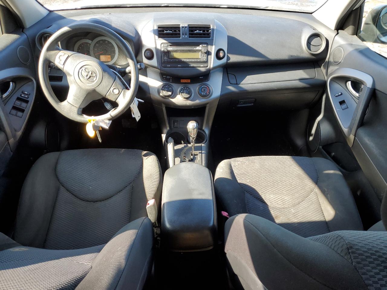 2012 Toyota RAV 4 - Image 8