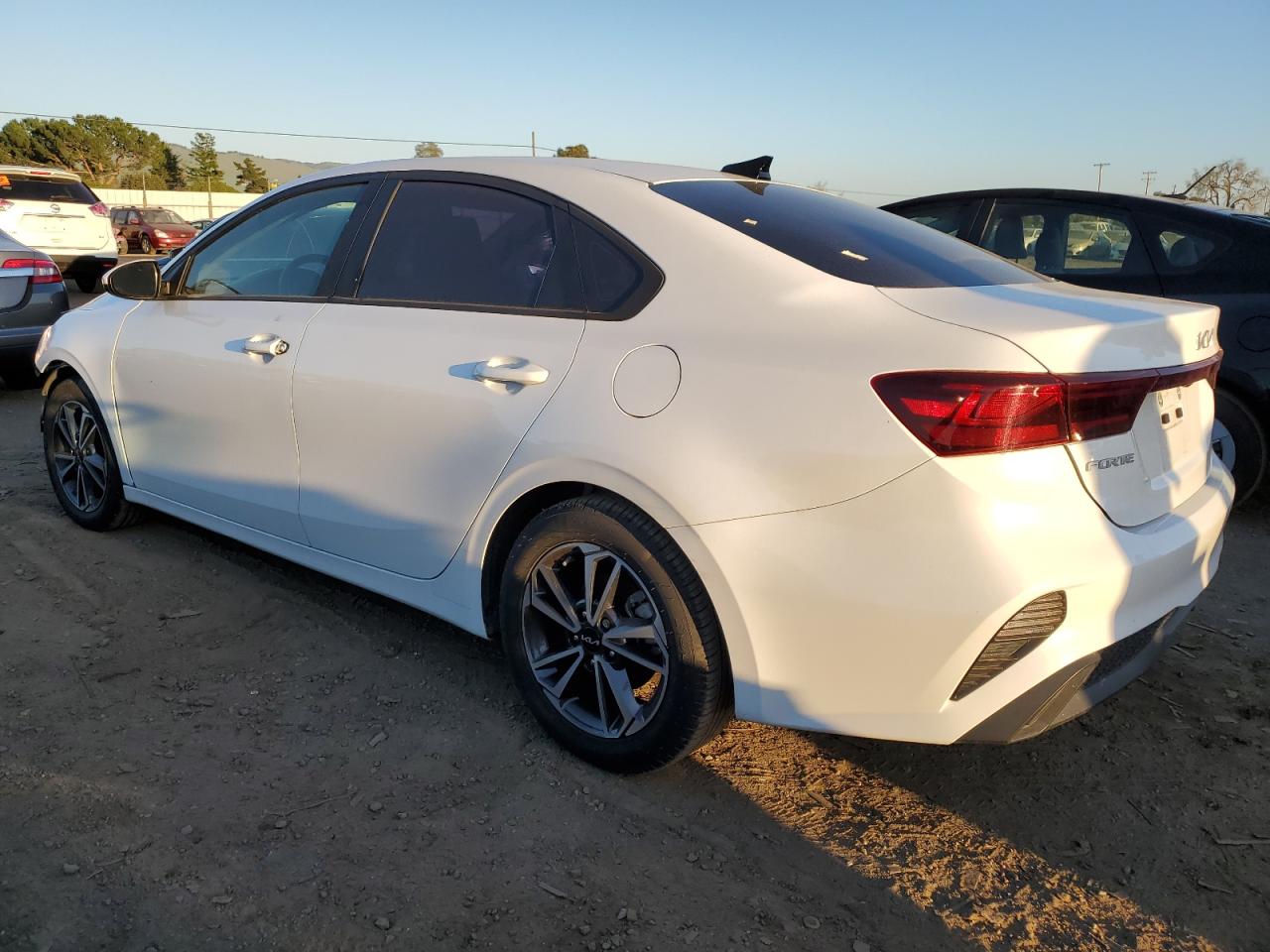 2022 Kia Forte - Image 2