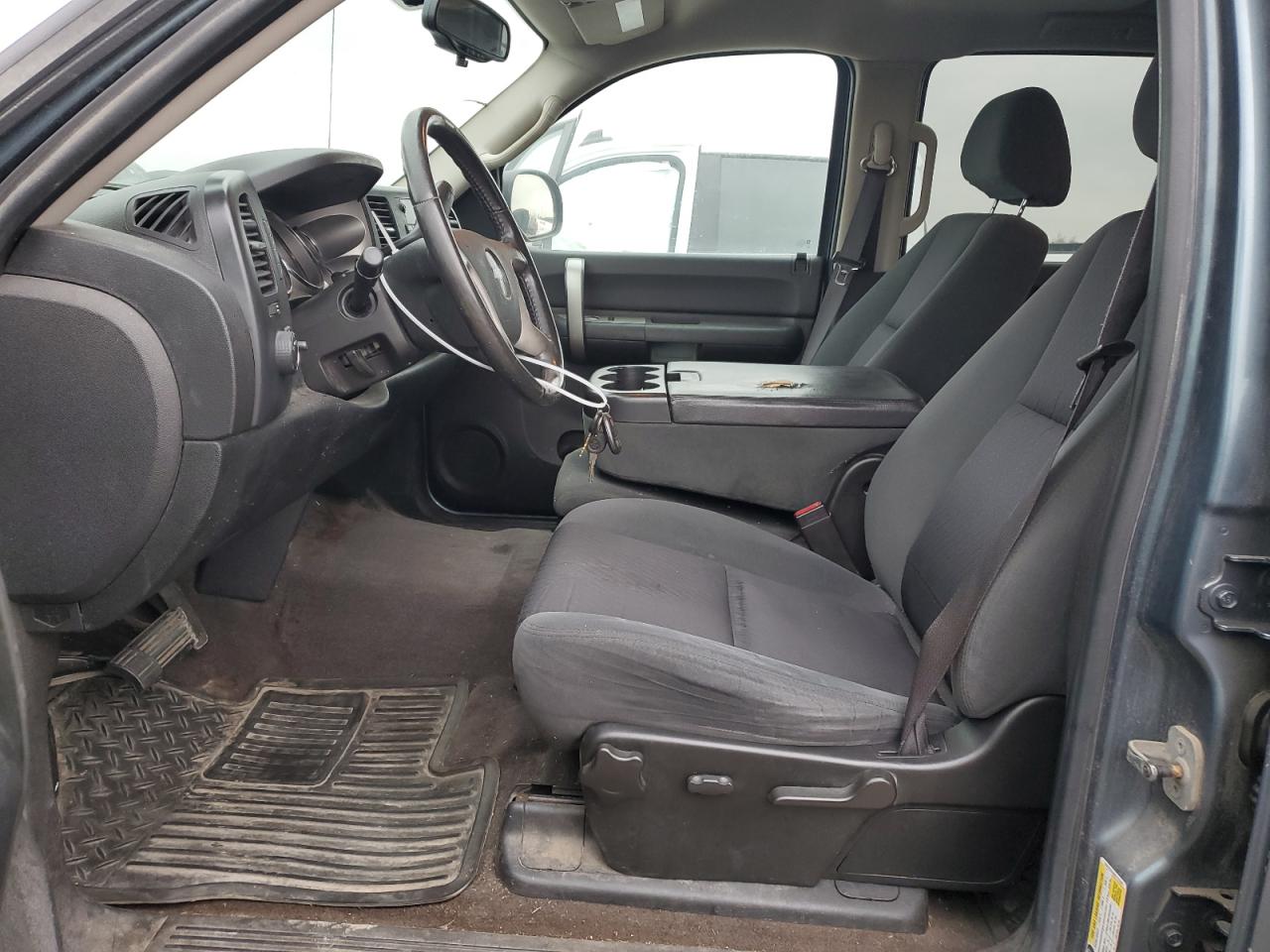 2009 Chevrolet Silverado - Image 7