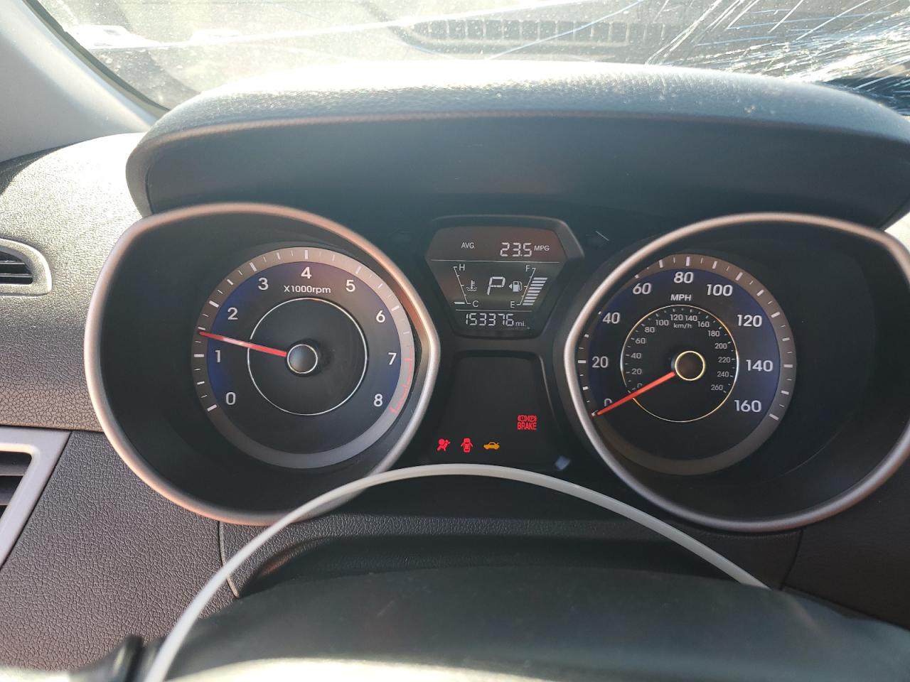 2015 Hyundai Elantra - Image 9