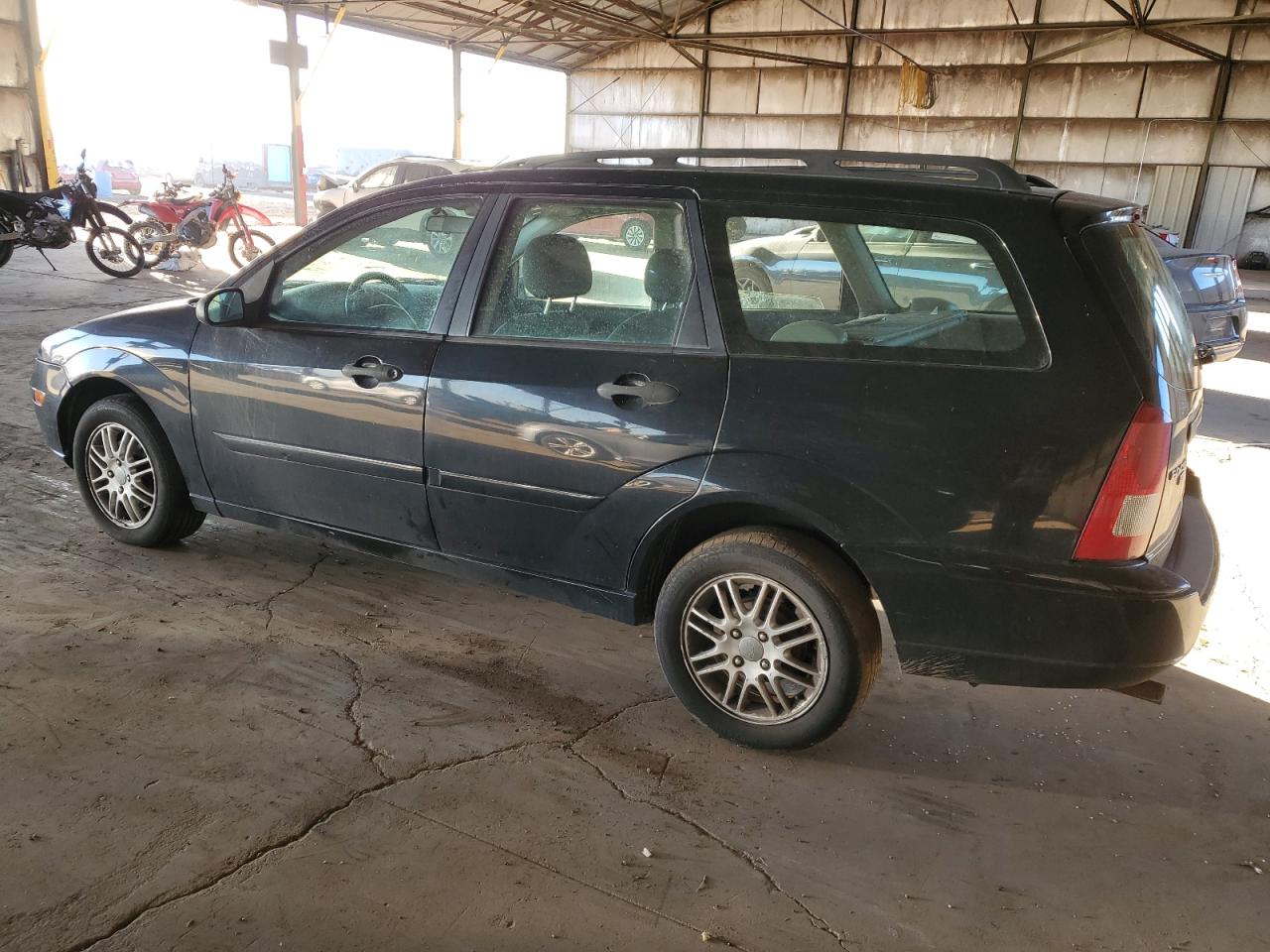 2007 Ford Focus - Image 2