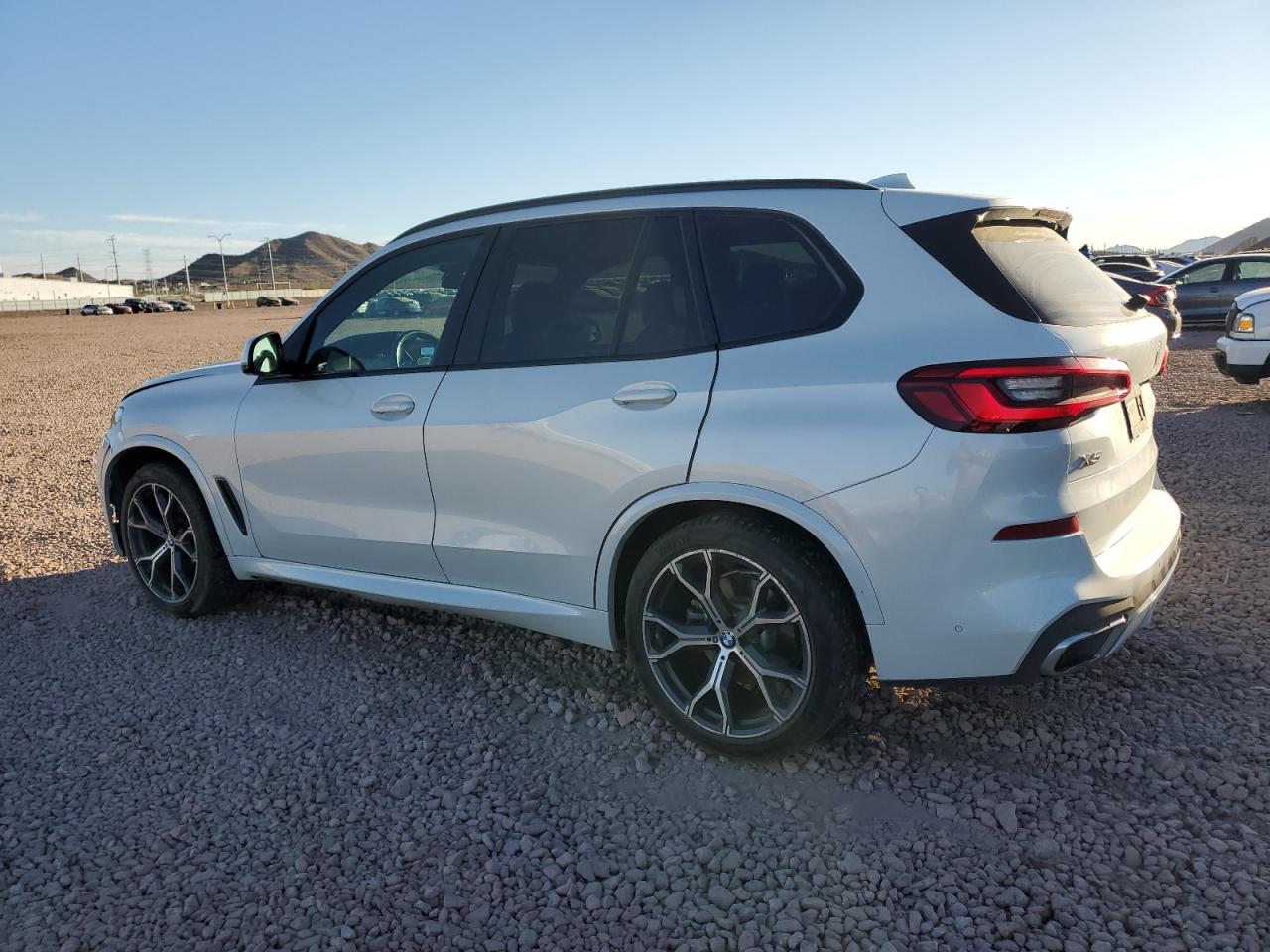 2019 BMW X5 - Image 2