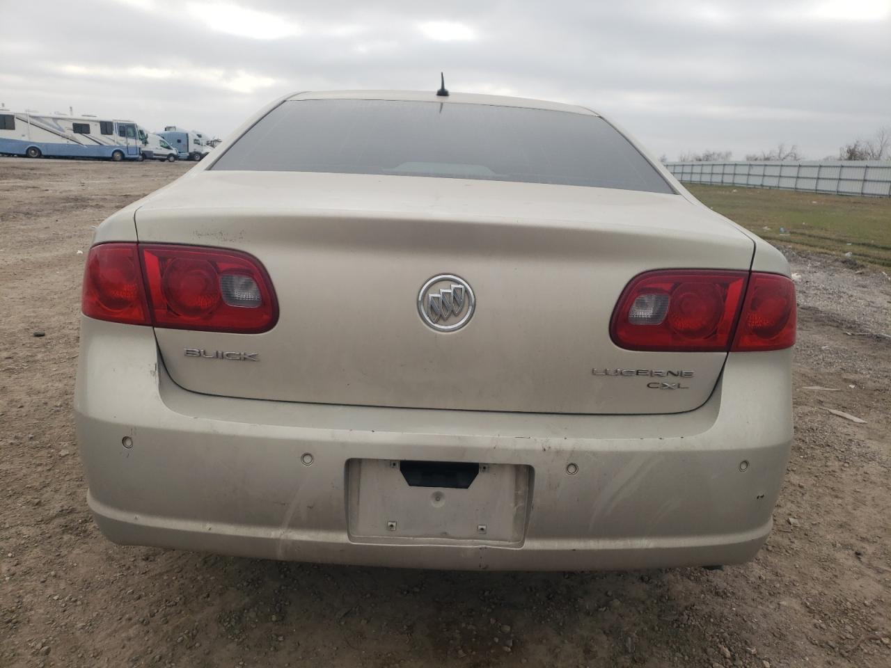 2007 Buick Lucerne - Image 6