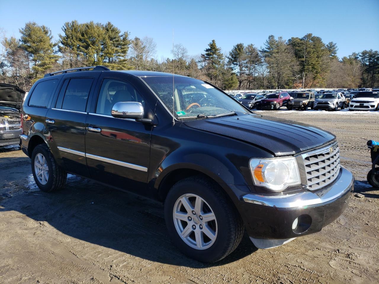 2008 Chrysler Aspen - Image 4