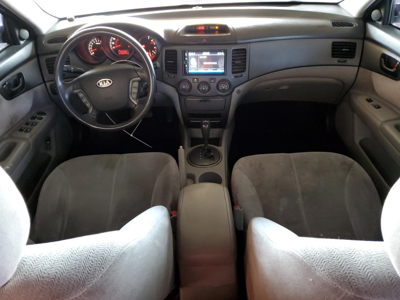 2010 Kia Optima - Image 8