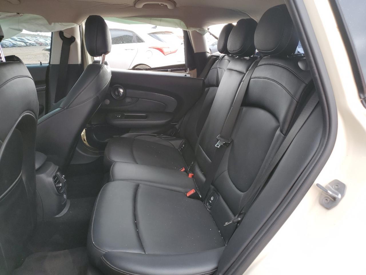 2016 MINI Cooper - Image 10