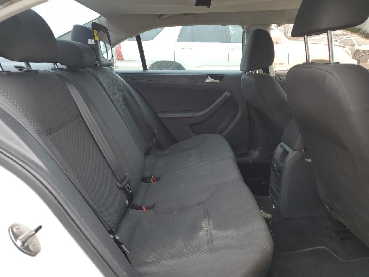 2014 Volkswagen Jetta - Image 10
