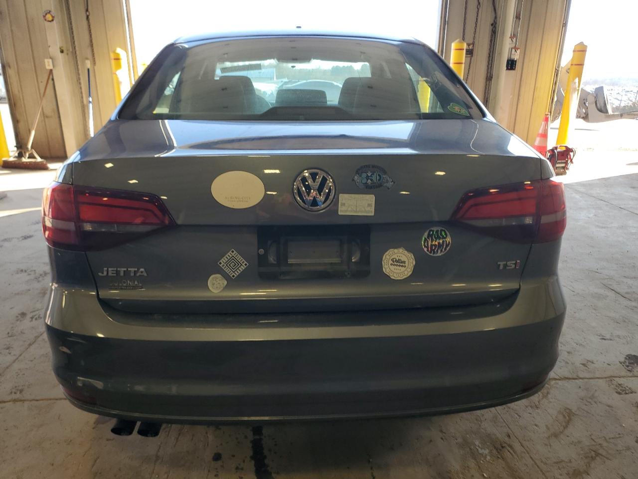 2016 Volkswagen Jetta - Image 6
