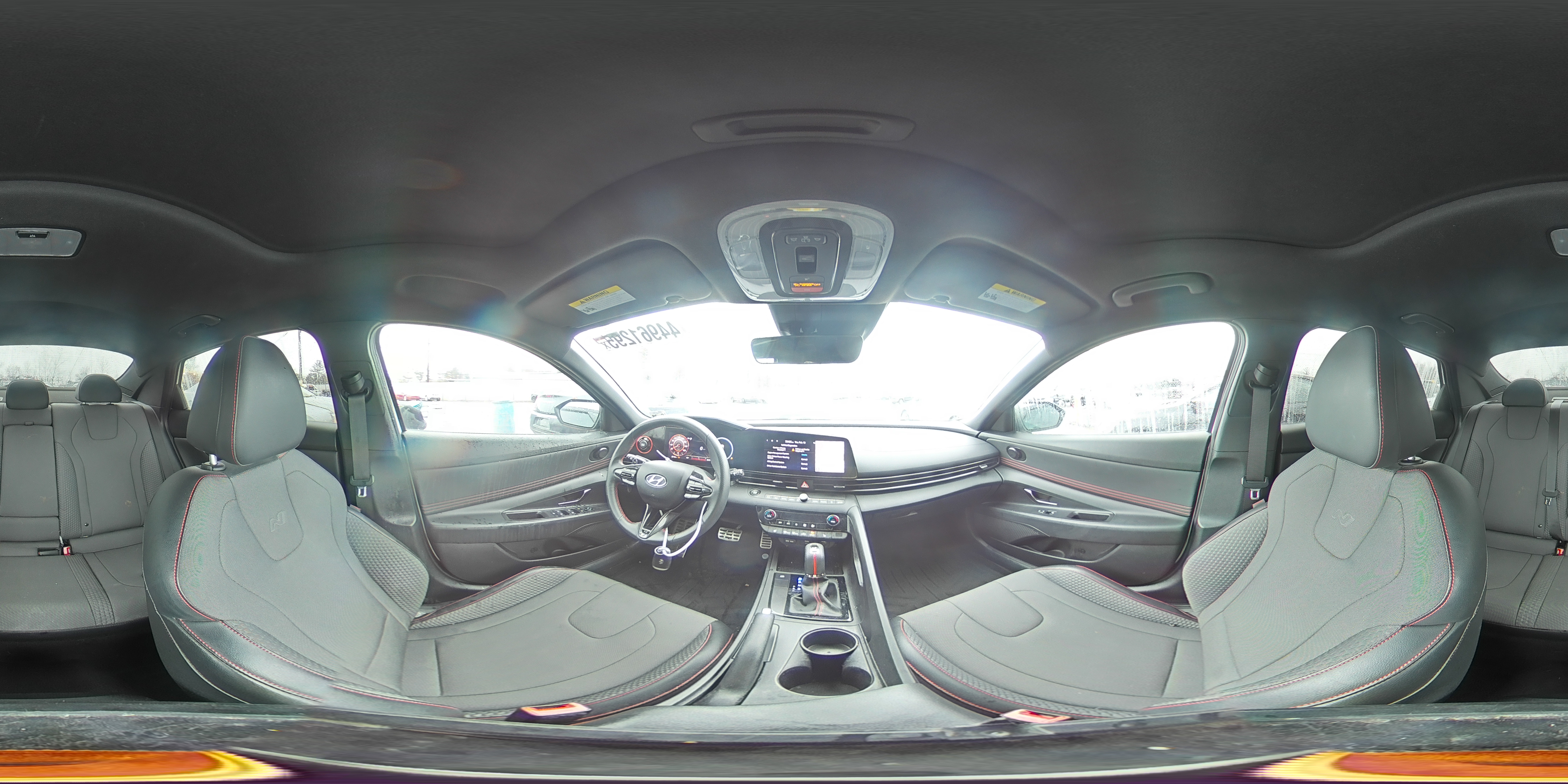 2023 Hyundai Elantra - Image 13