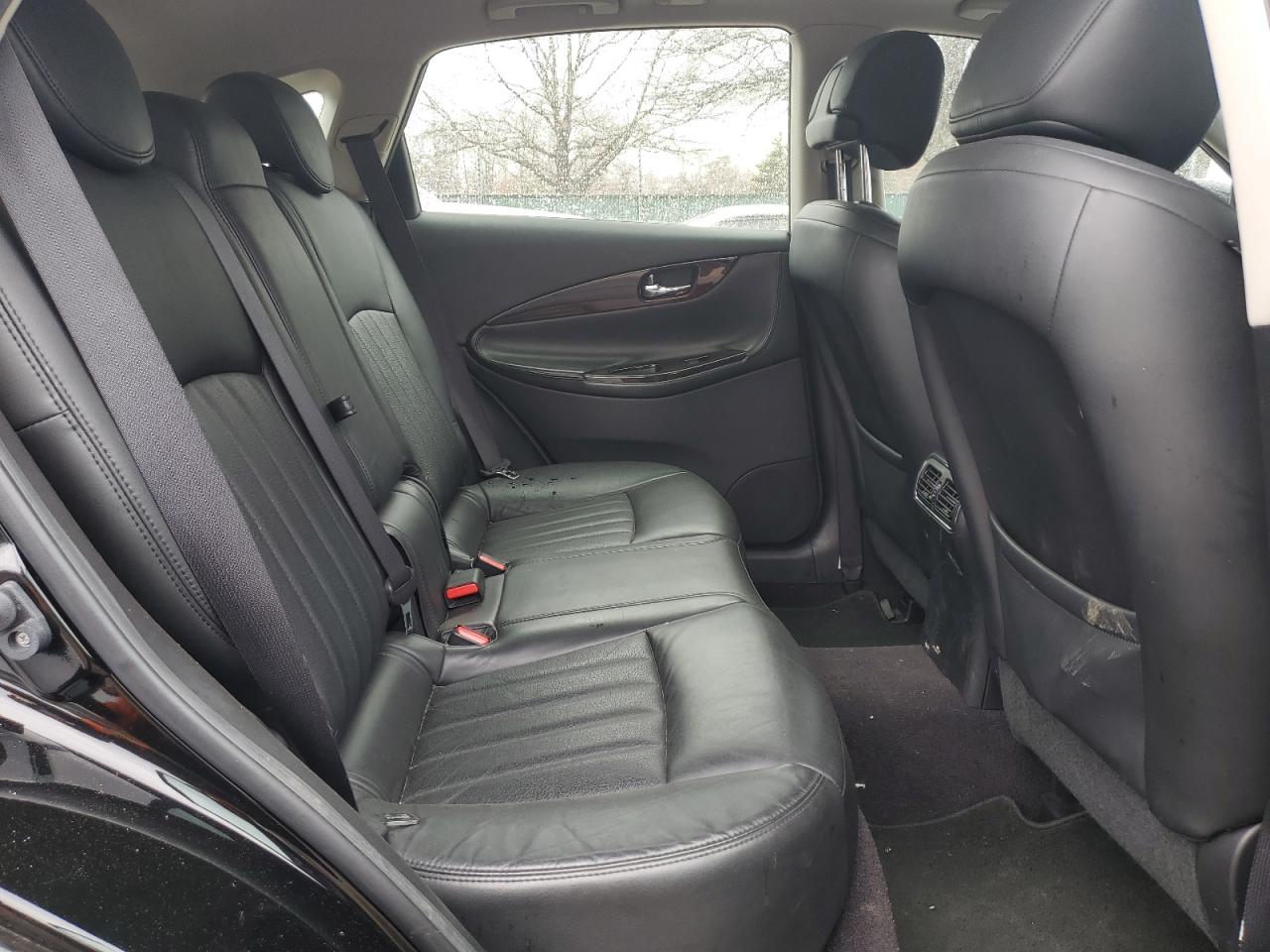 2016 Infiniti QX50 - Image 11
