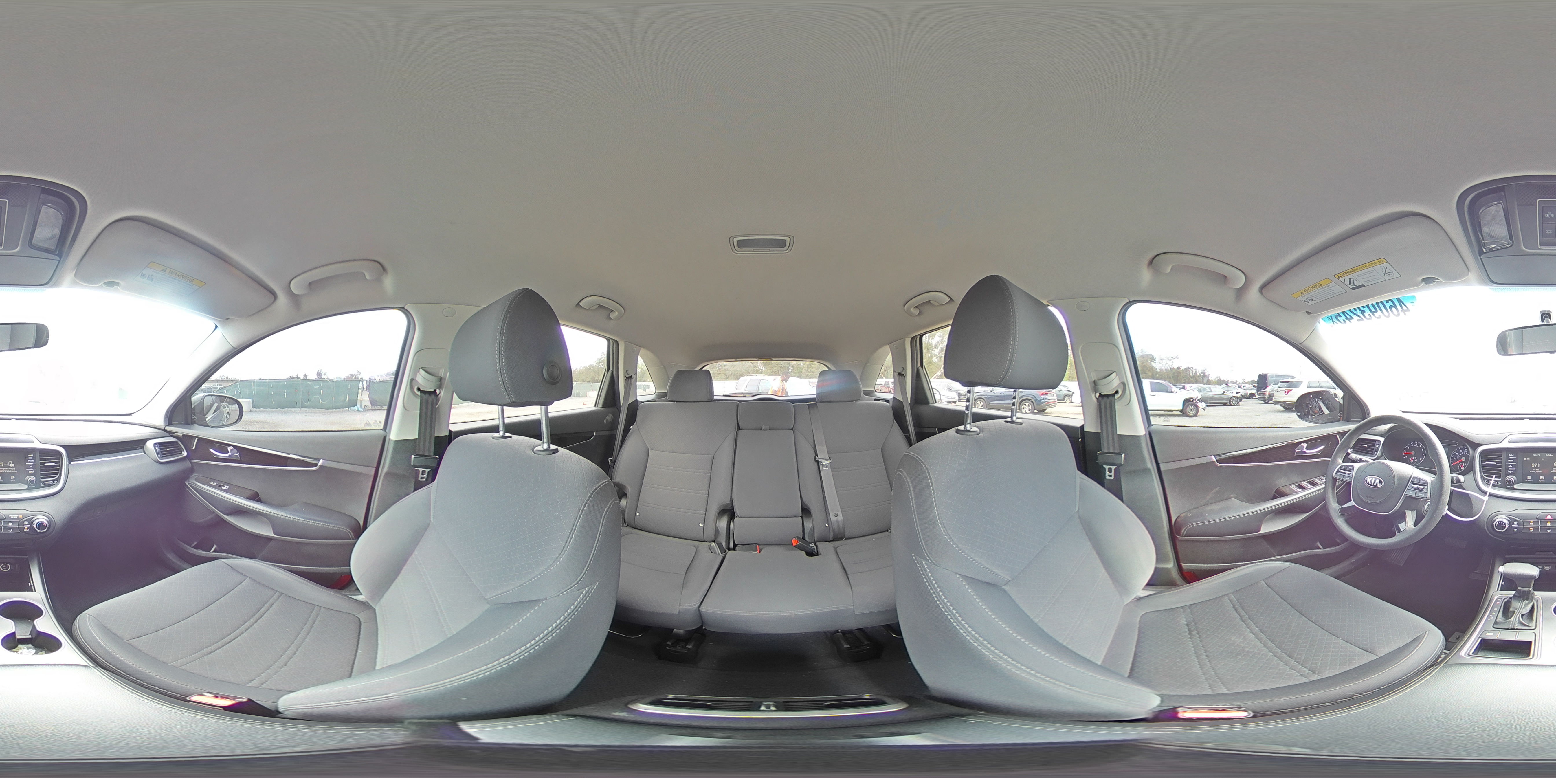 2020 Kia Sorento - Image 13