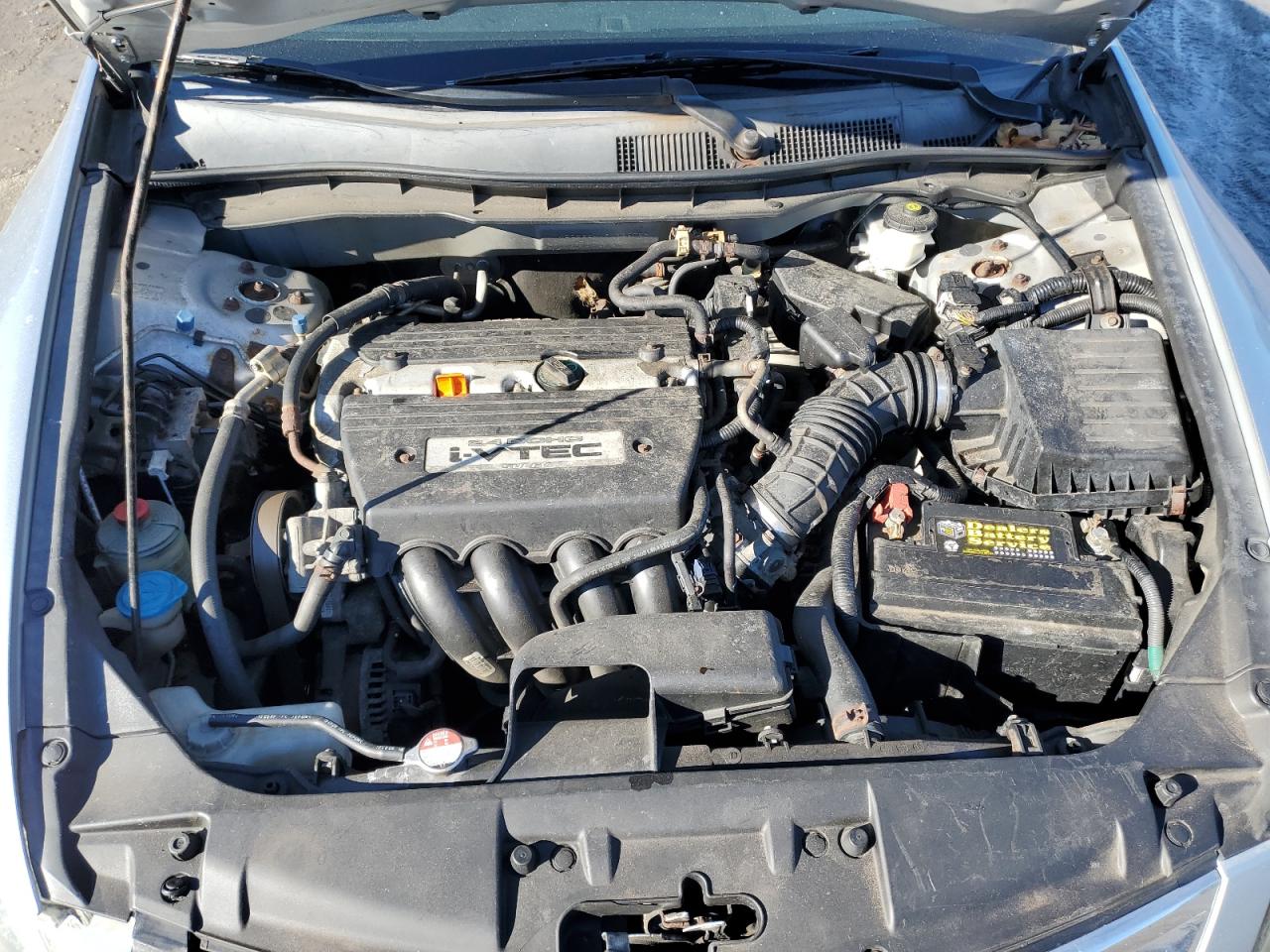 2009 Honda Accord - Image 11