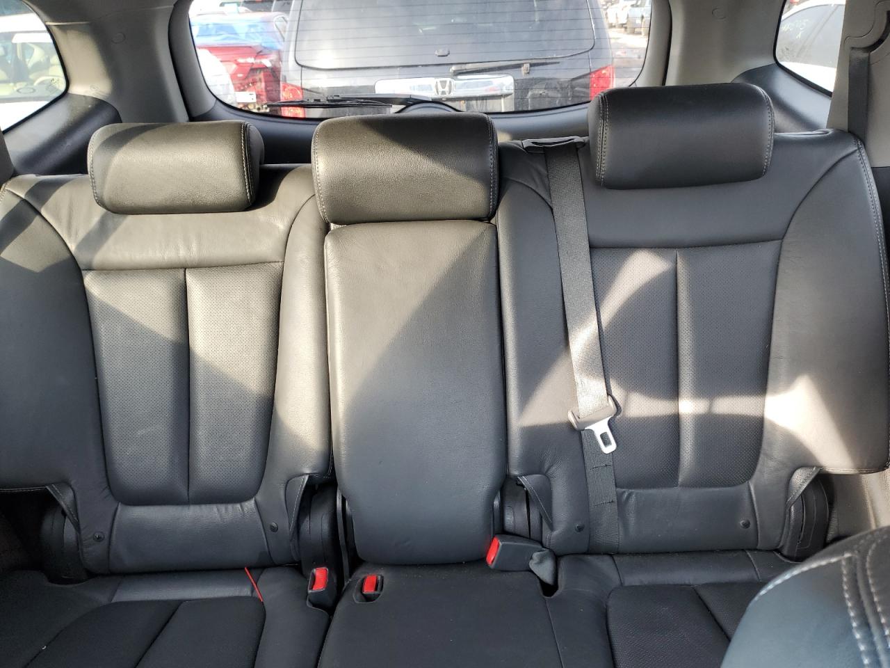 2009 Hyundai Santa Fe - Image 10